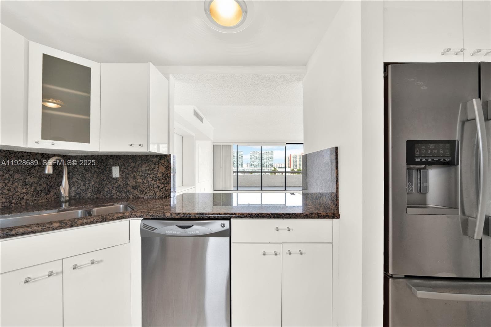 POINCIANA ISLAND YACHT & · #1230 in Sunny Isles Beach - Photo 5