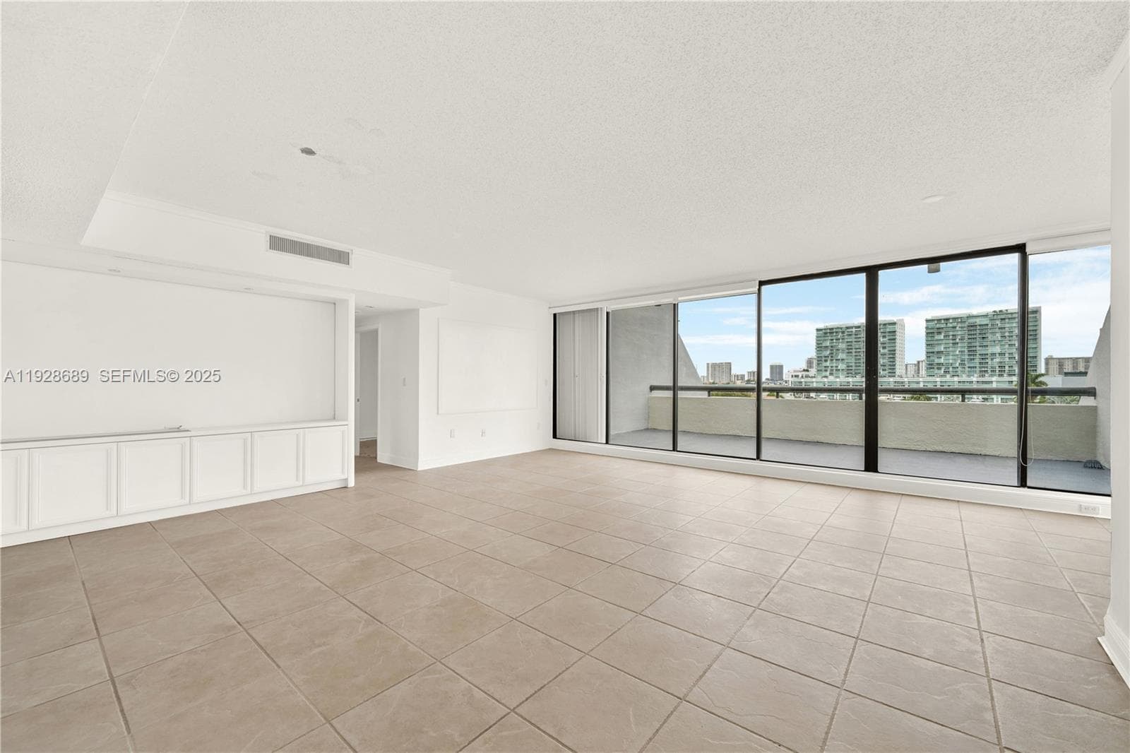 POINCIANA ISLAND YACHT & · #1230 in Sunny Isles Beach - Photo 10
