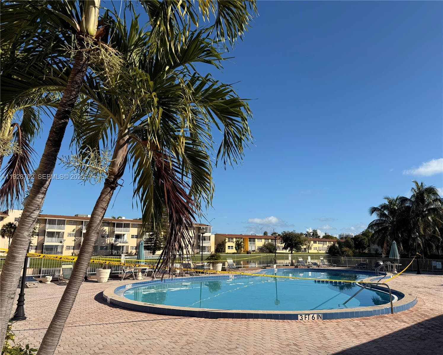 BISC LAKE GARDENS NO 2 BL · #F217 in Aventura - Photo 2