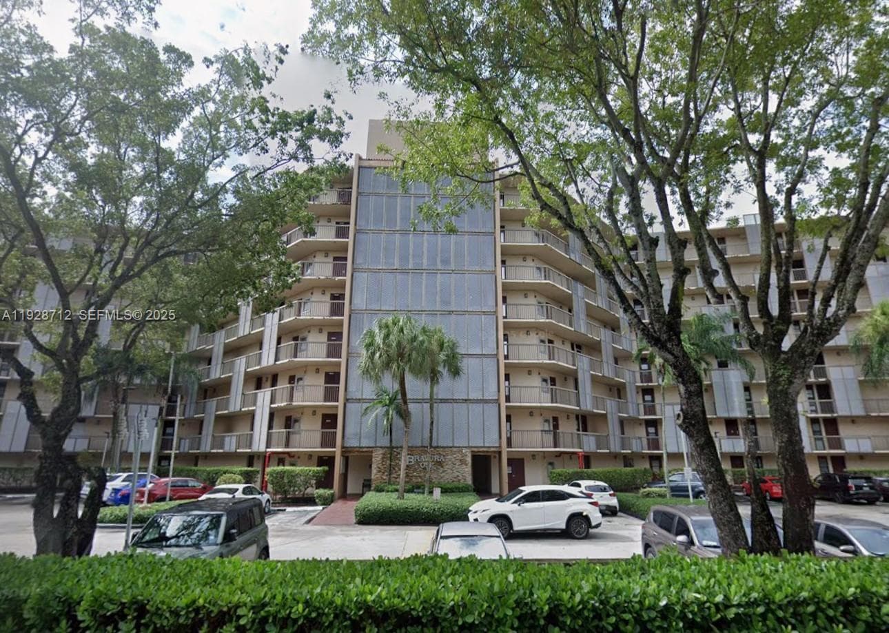 BRAVURA I CONDO · #803 in Aventura - Photo 1
