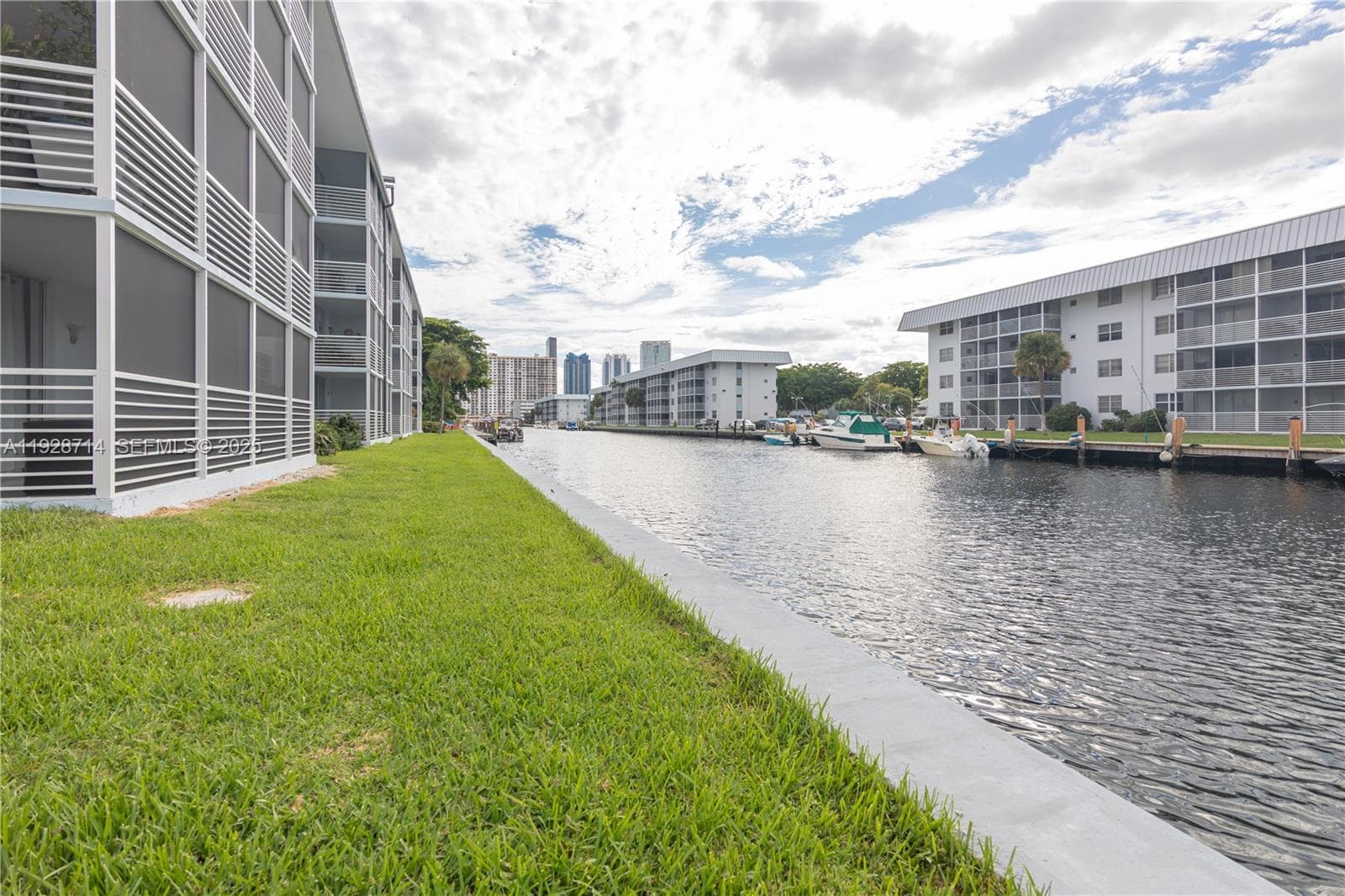 EDEN ISLES CONDO · #308 in North Miami Beach - Photo 26