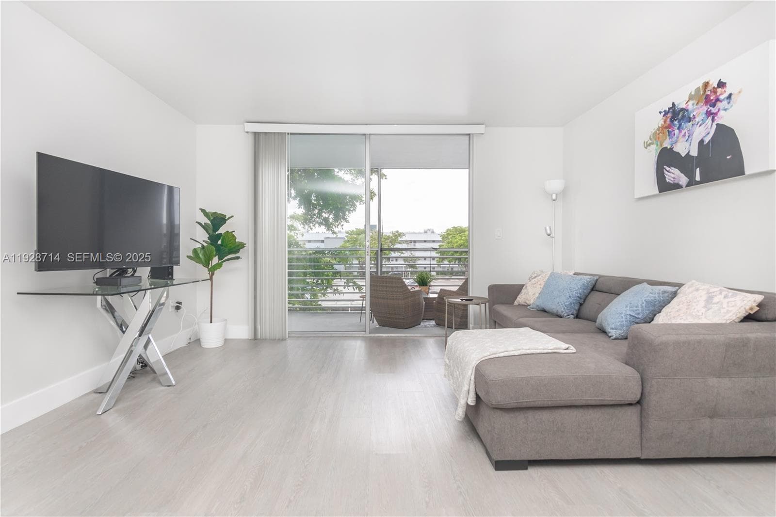 EDEN ISLES CONDO · #308 in North Miami Beach - Photo 3