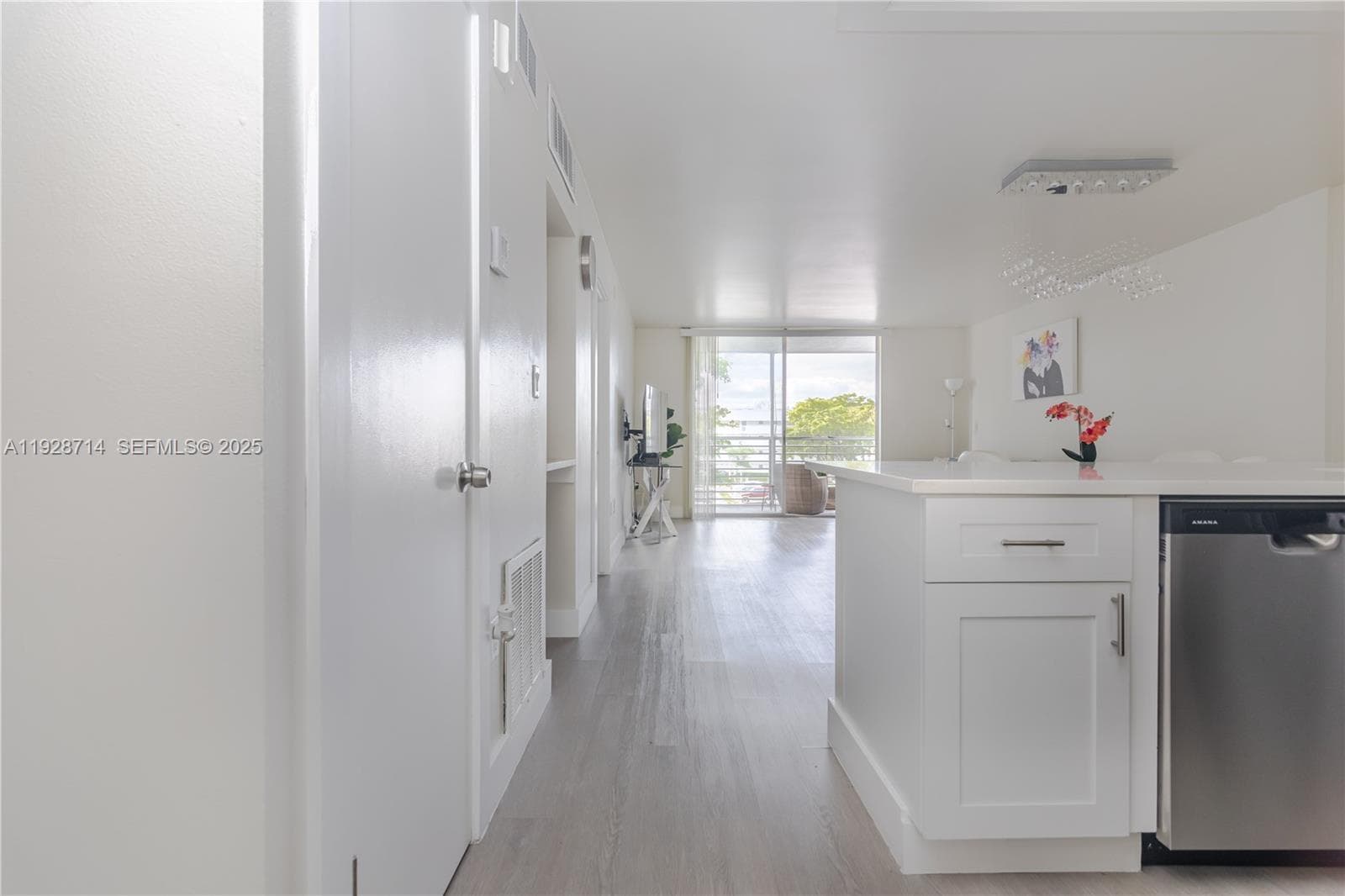 EDEN ISLES CONDO · #308 in North Miami Beach - Photo 4