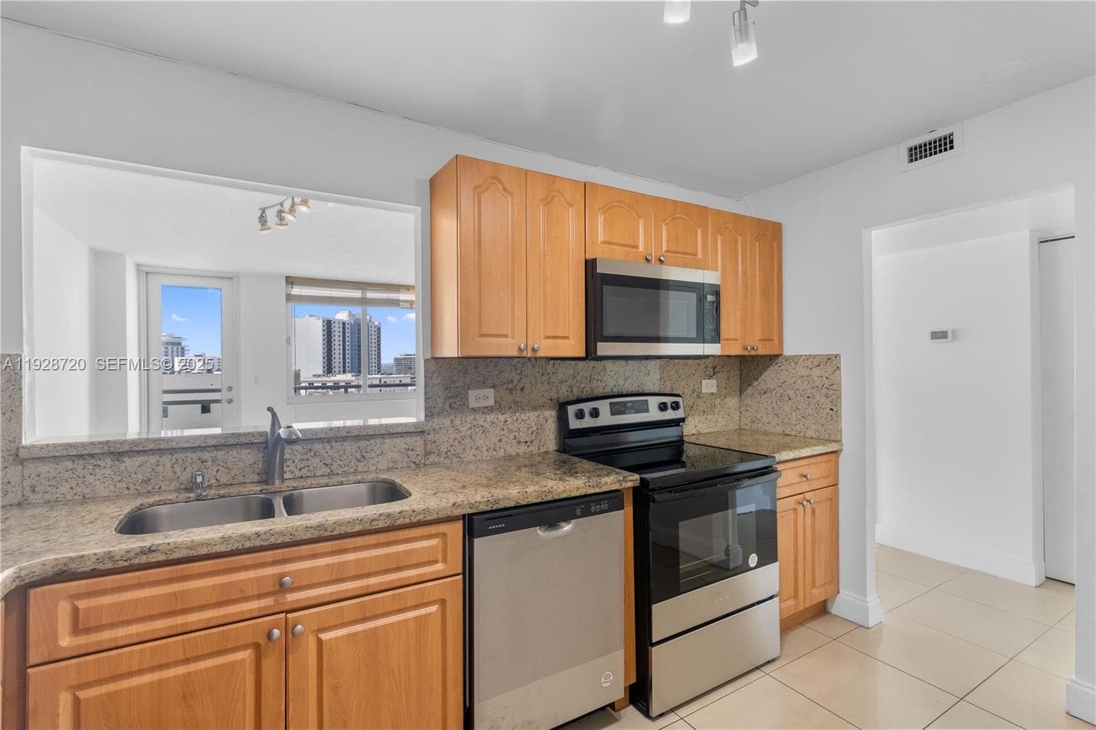 BURLEIGH HOUSE CONDO · #613 in Miami Beach - Photo 6