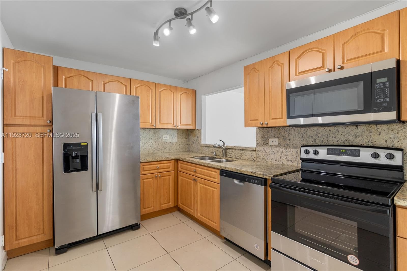 BURLEIGH HOUSE CONDO · #613 in Miami Beach - Photo 4