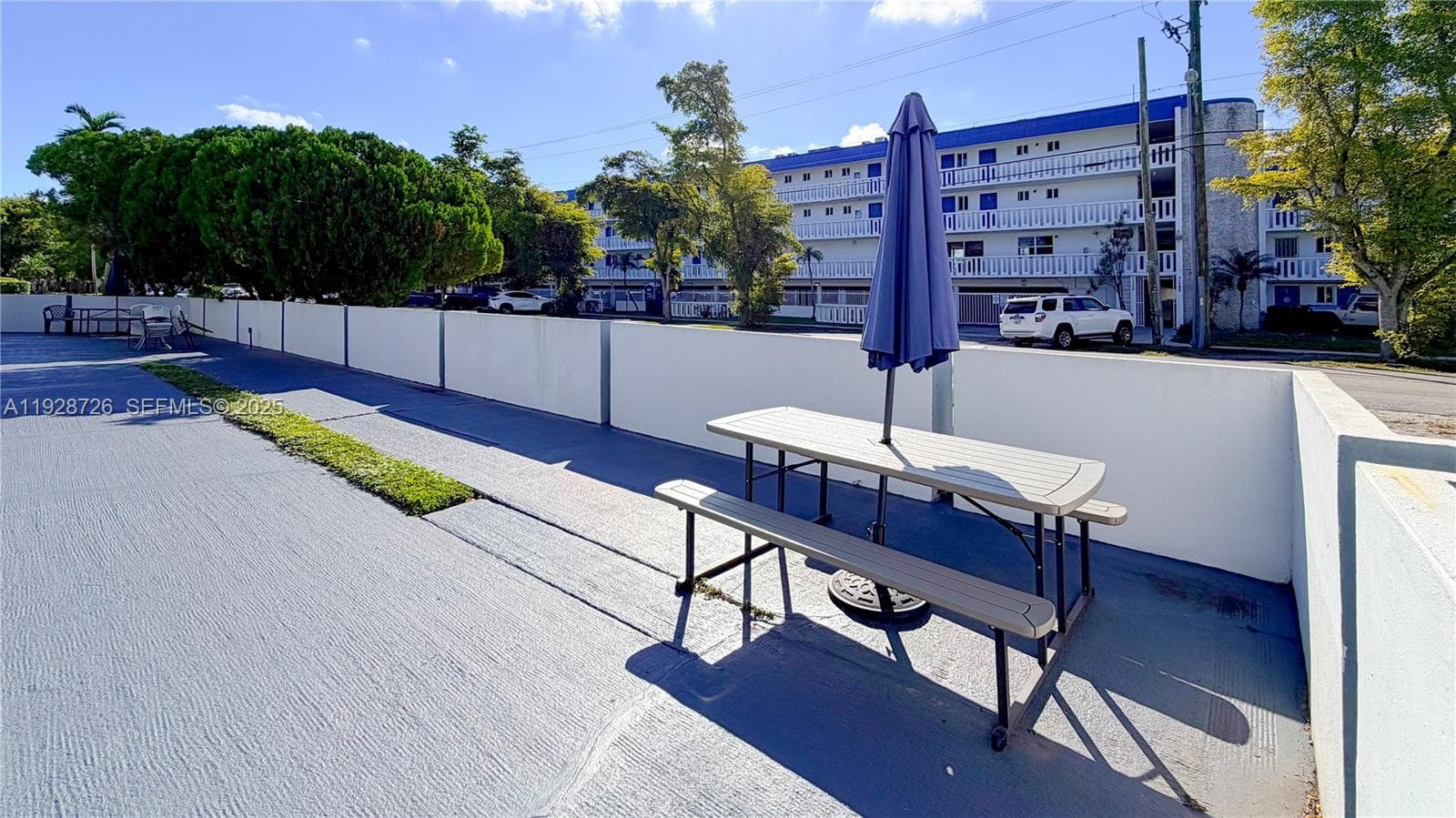 ROLLING GREEN CONDO H · #H108 in Miami - Photo 6