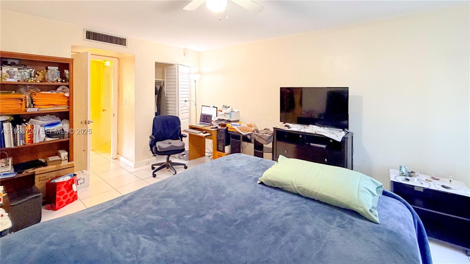 ROLLING GREEN CONDO H · #H108 in Miami - Photo 17