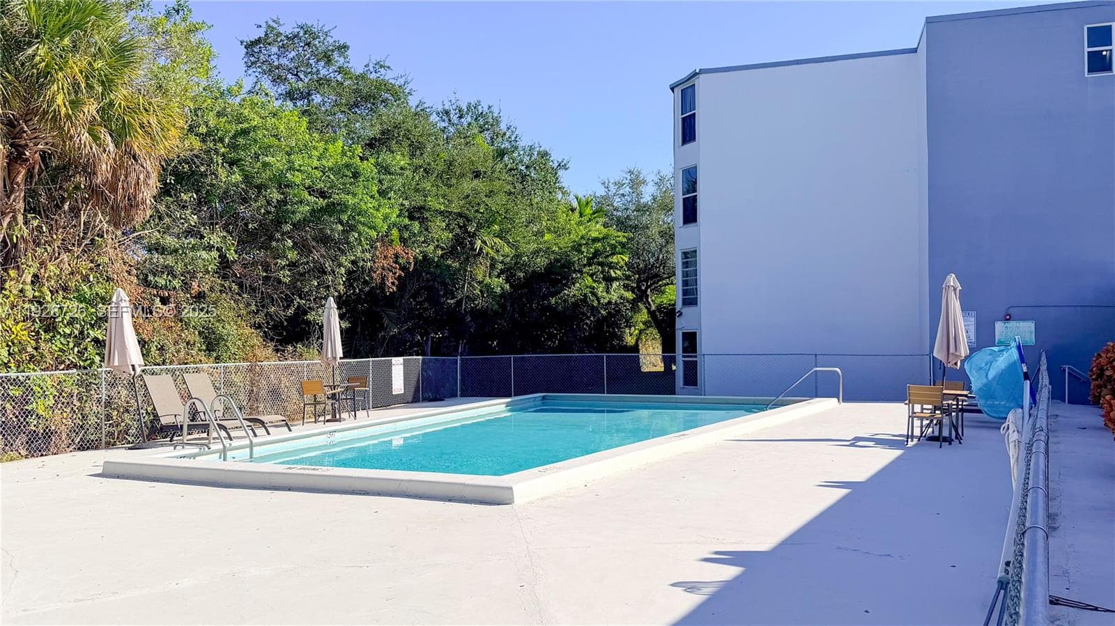 ROLLING GREEN CONDO H · #H108 in Miami - Photo 5