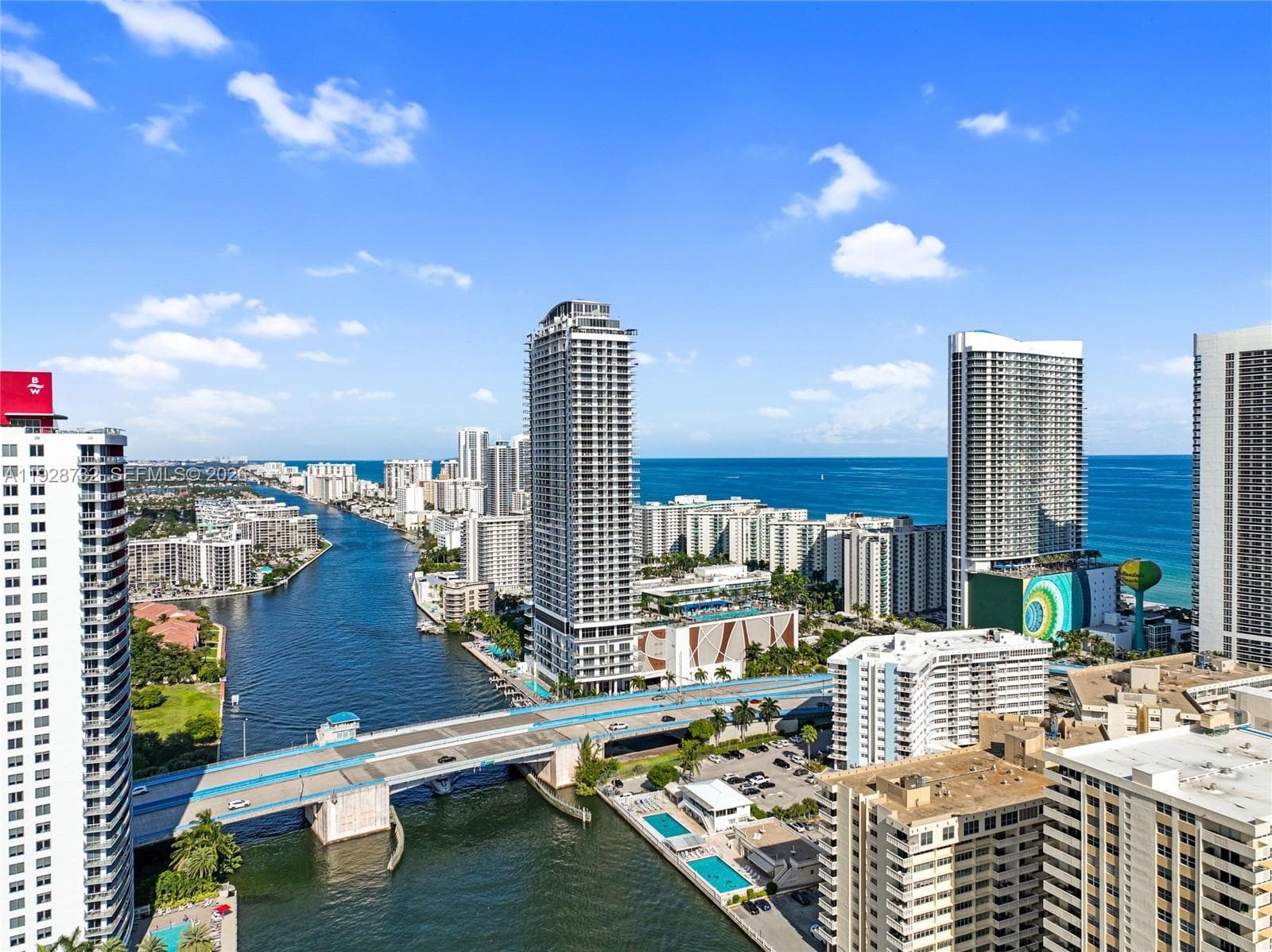 LAKE POINT TOWER CONDOMIN · #6 in Hallandale Beach - Photo 37