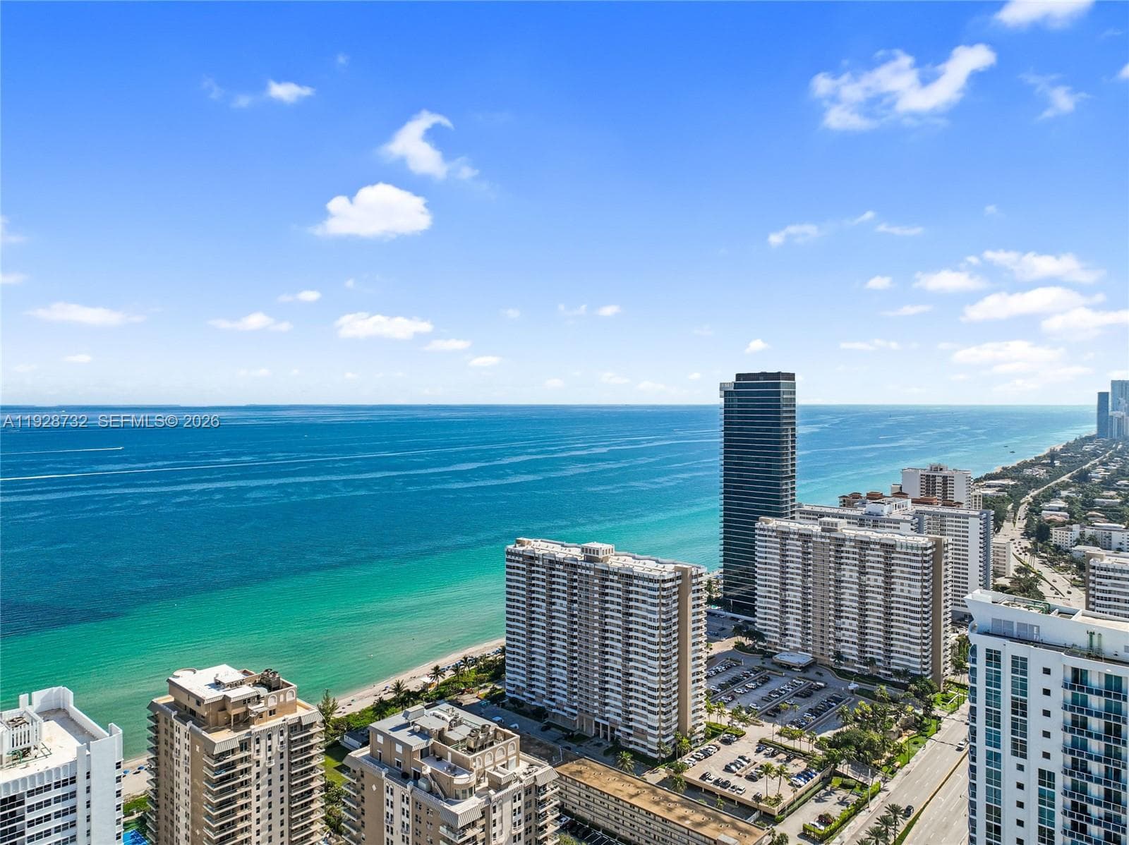 LAKE POINT TOWER CONDOMIN · #6 in Hallandale Beach - Photo 40