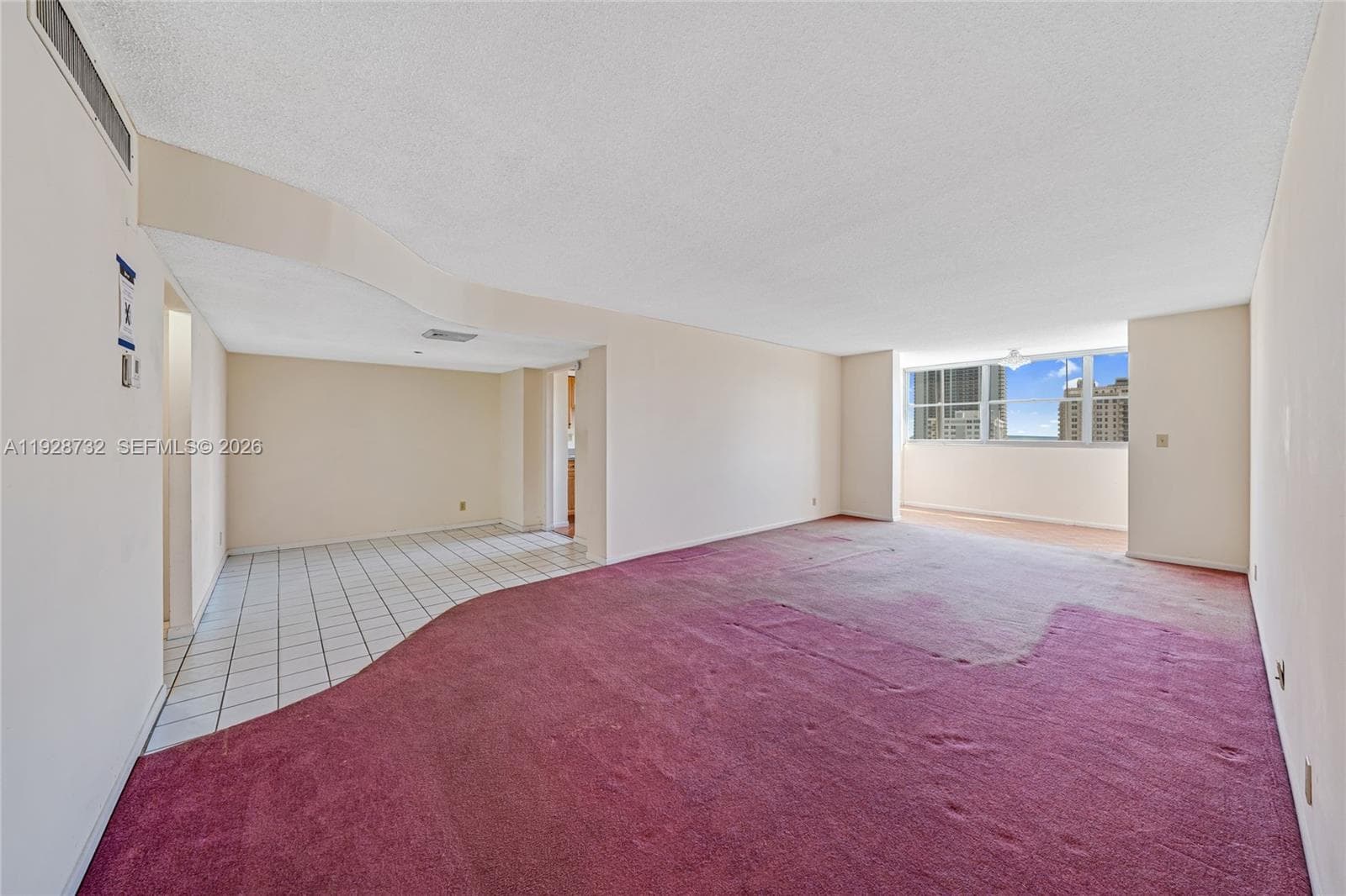 LAKE POINT TOWER CONDOMIN · #6 in Hallandale Beach - Photo 4