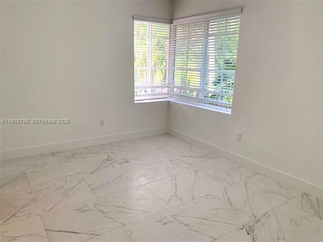 THE AMBASSADOR CONDO · #23 in Miami Beach - Photo 8