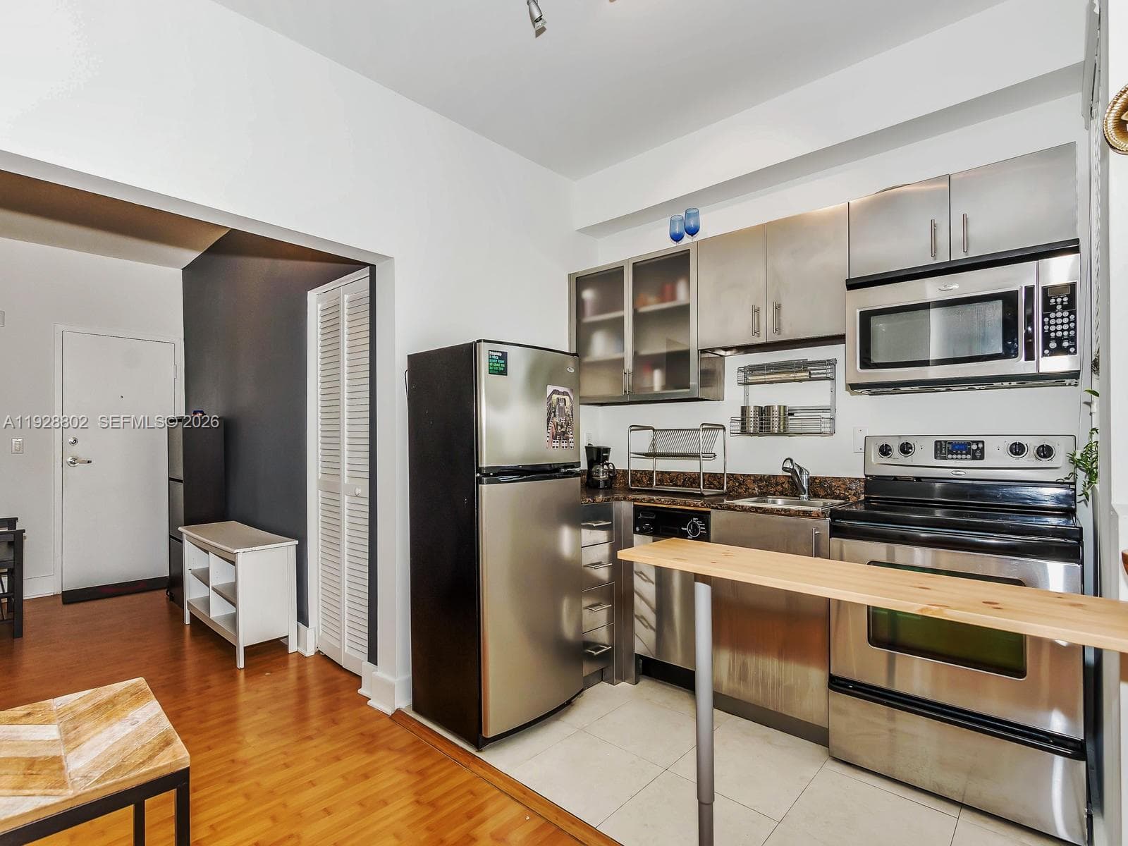 THE AMBASSADOR CONDO · #15 in Miami Beach - Photo 11