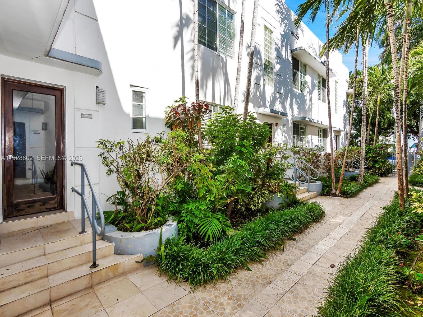 THE AMBASSADOR CONDO · #15 in Miami Beach - Photo 21