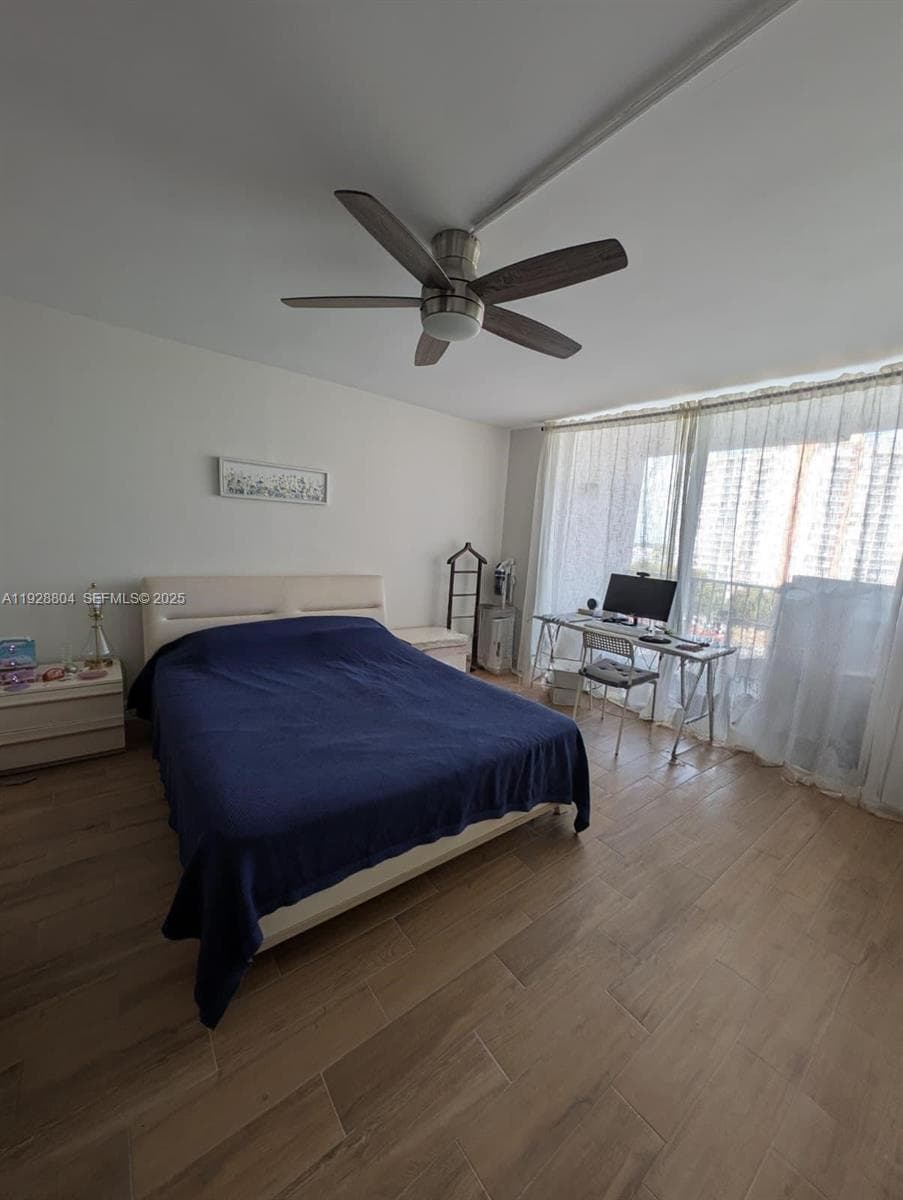WILSHIRE CONDO · #708W in Miami - Photo 8