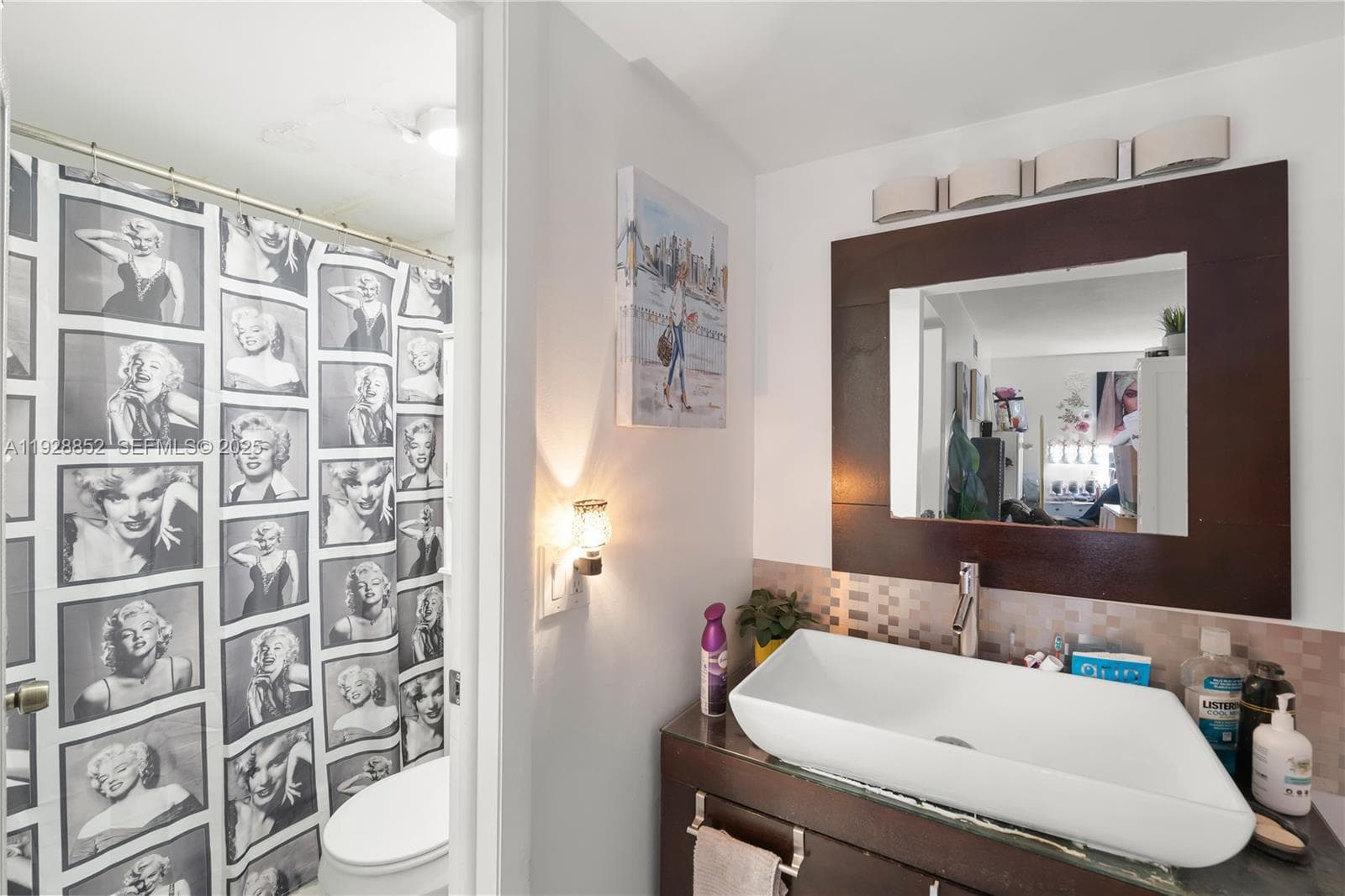 Master Bedroom bathroom.