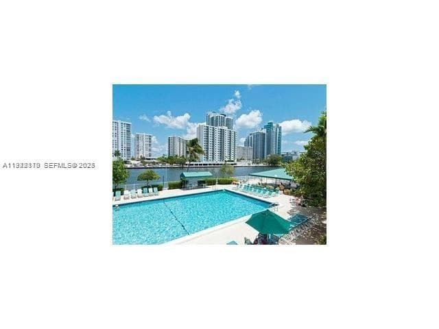 PARK VIEW CONDO · #1018 in Hallandale Beach - Photo 27