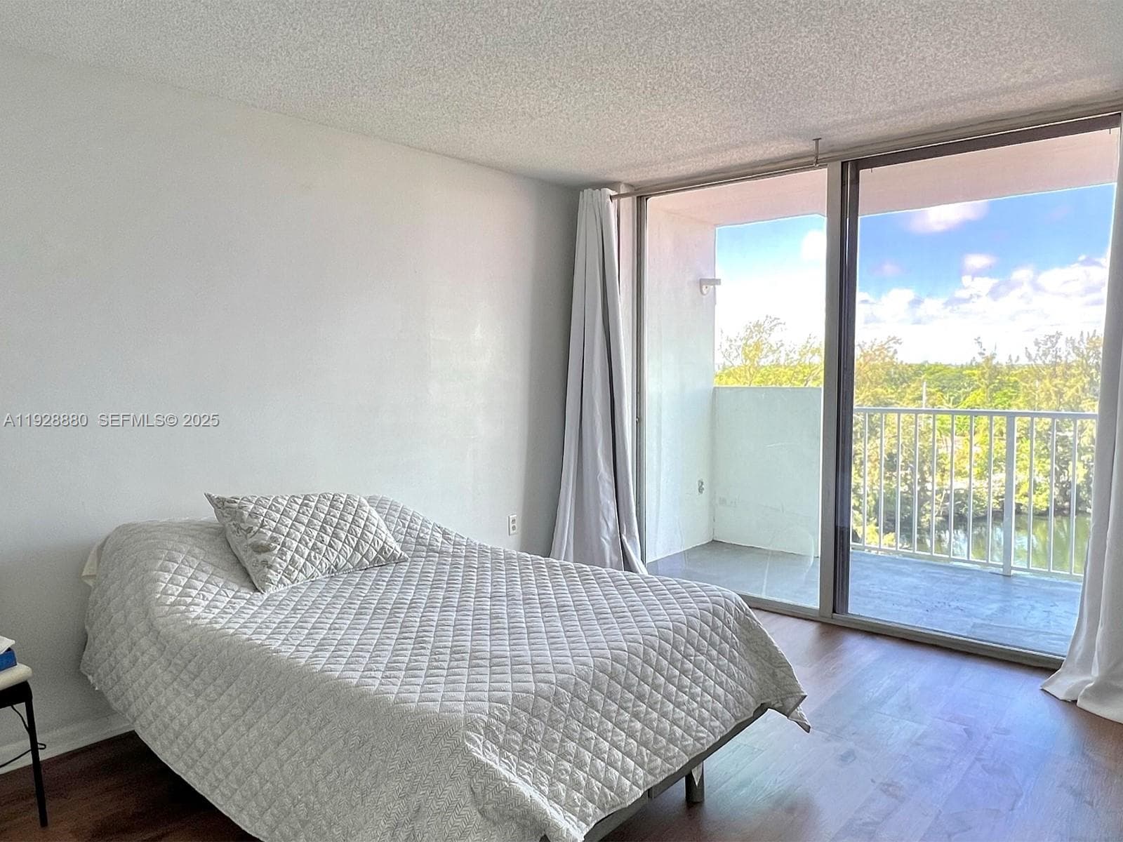 WILSHIRE CONDO · #711E in Miami - Photo 12