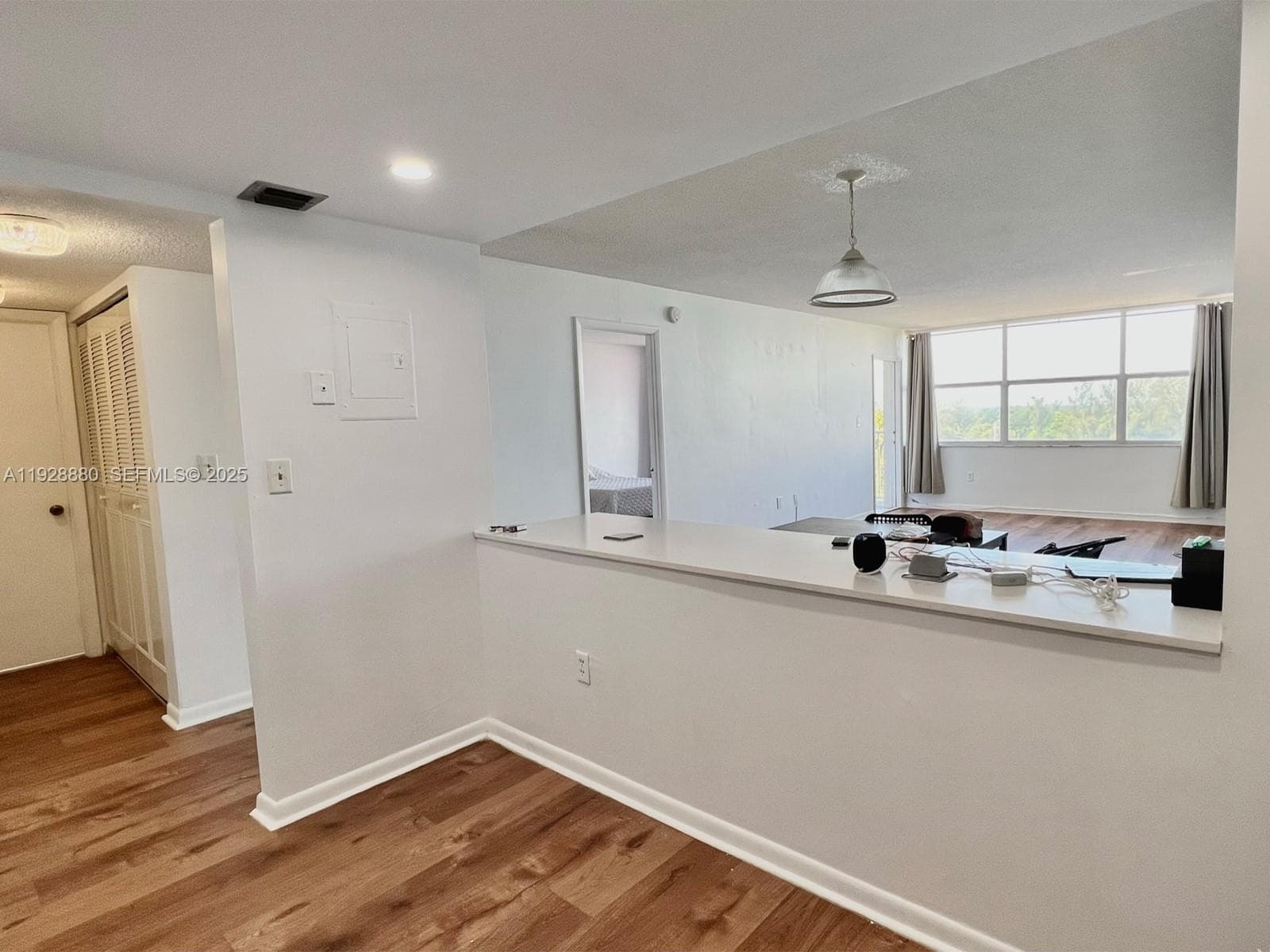 WILSHIRE CONDO · #711E in Miami - Photo 9