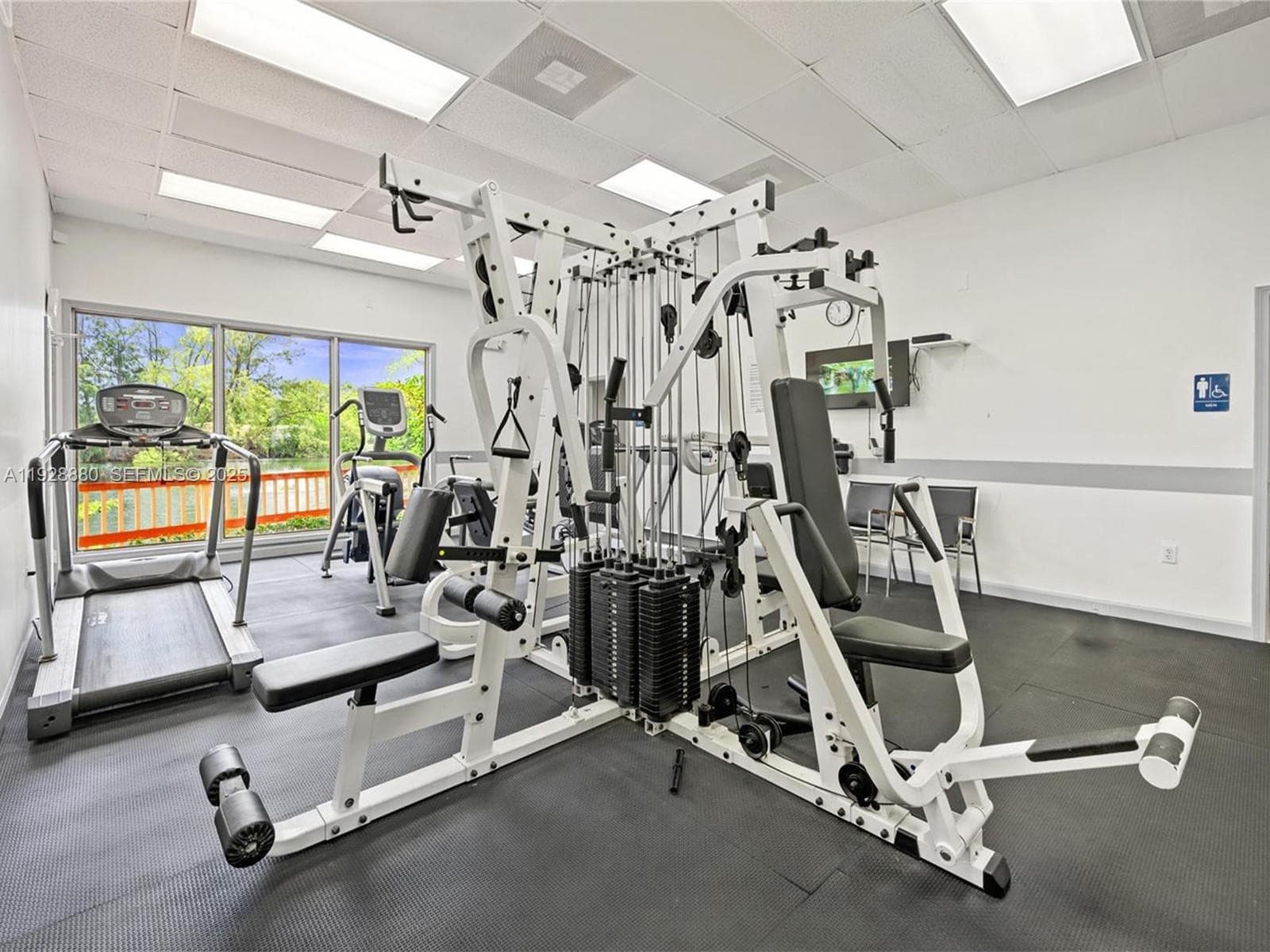 WILSHIRE CONDO · #711E in Miami - Photo 18