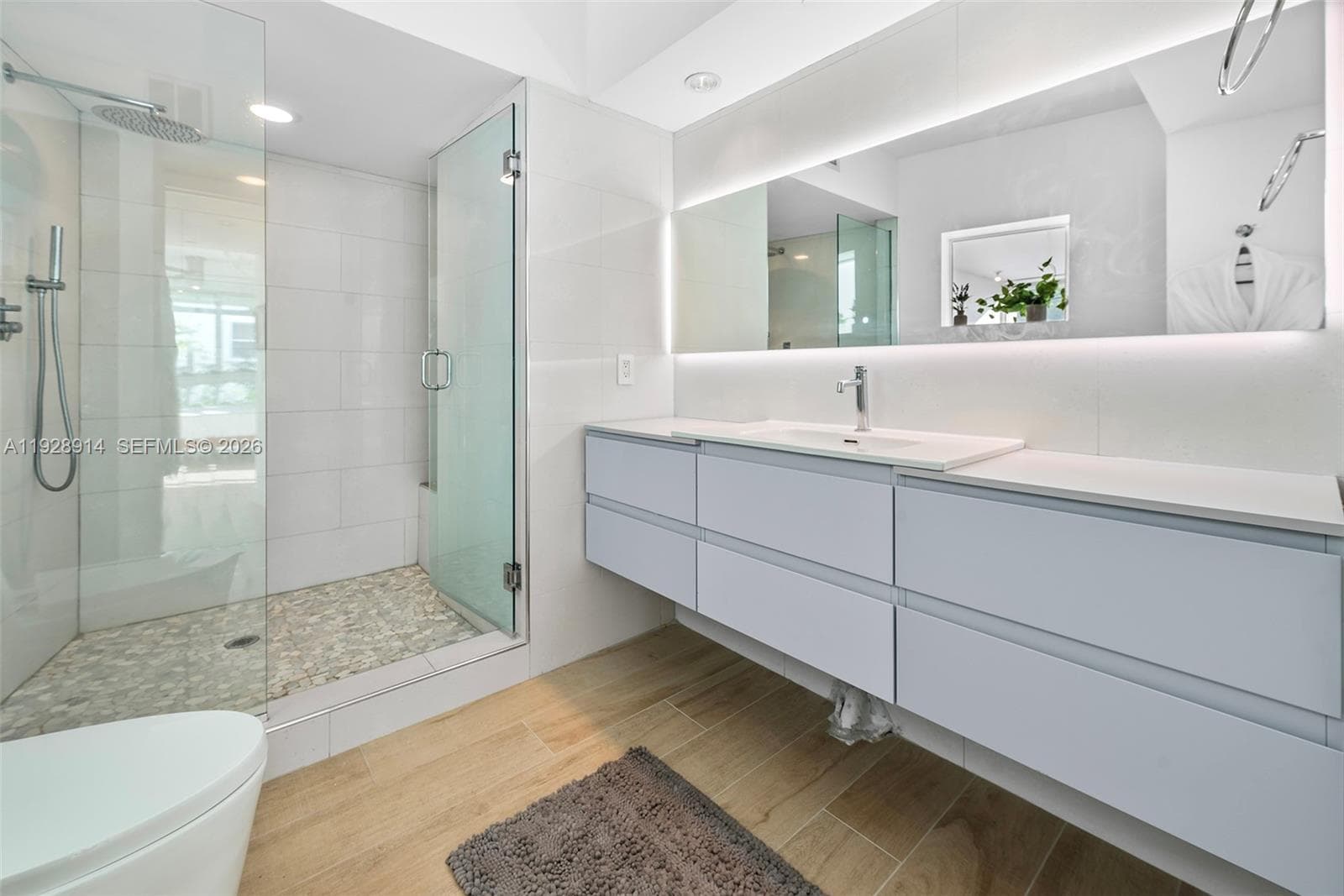 ILONA CONDO · #2 in Miami Beach - Photo 6