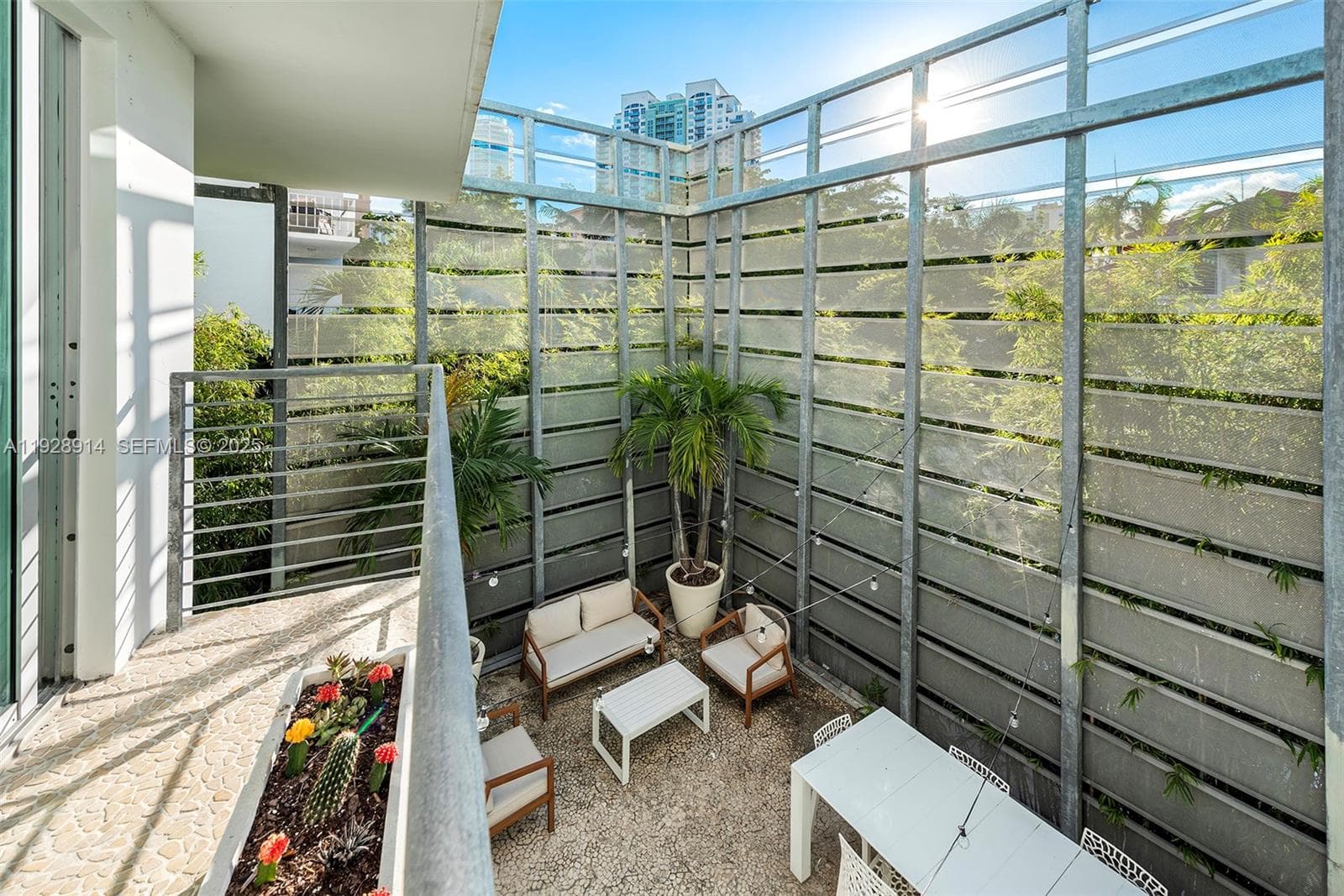 ILONA CONDO · #2 in Miami Beach - Photo 26