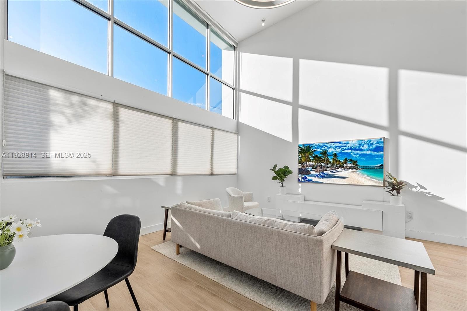 ILONA CONDO · #2 in Miami Beach - Photo 24