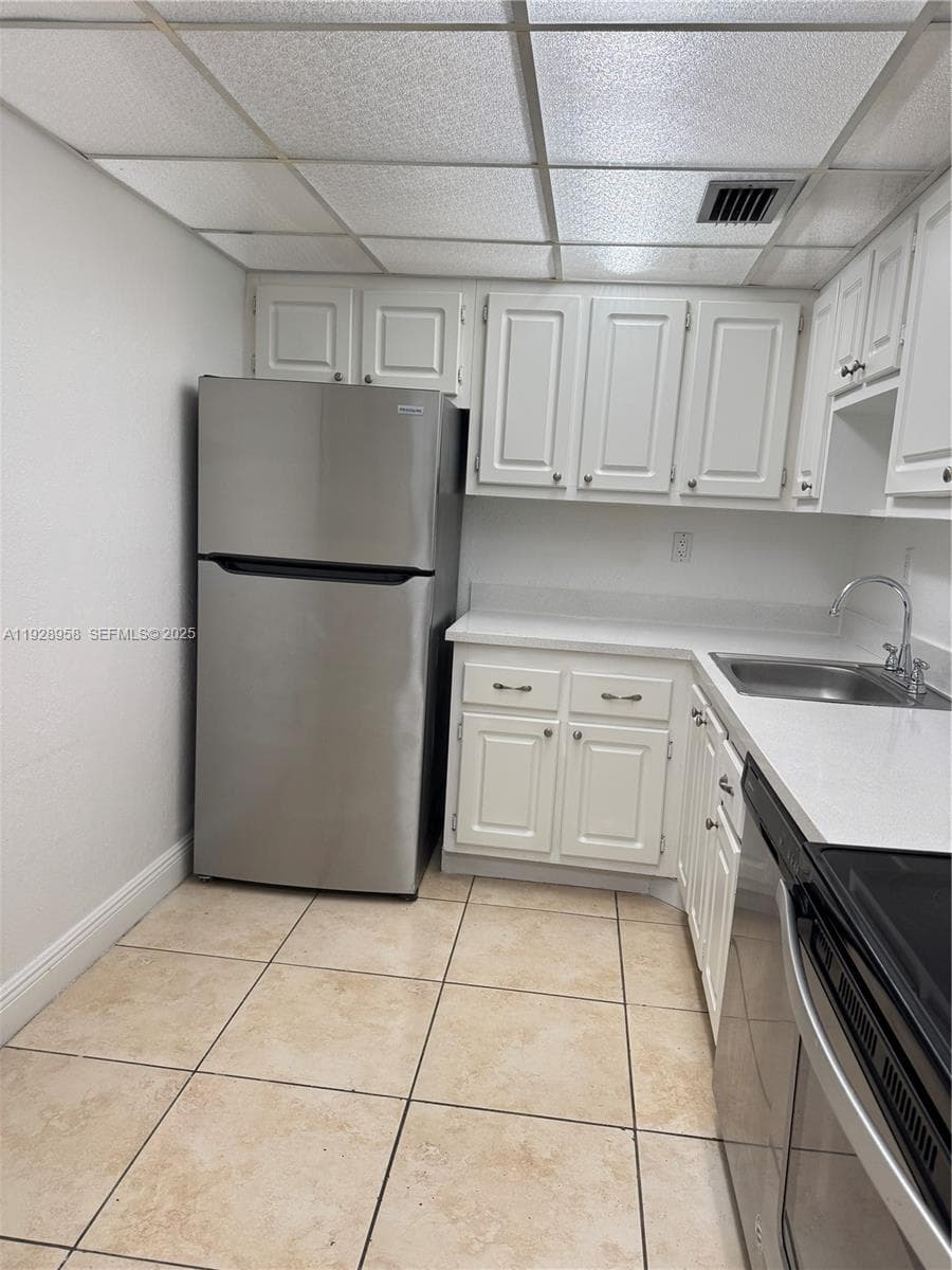BAYVIEW PALMS CONDO · #231 in North Miami - Photo 6