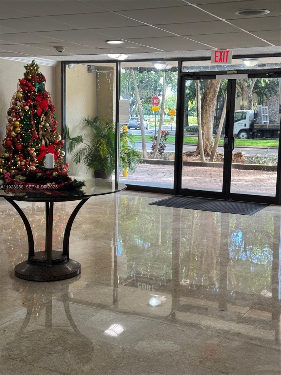BAYVIEW PALMS CONDO · #231 in North Miami - Photo 16