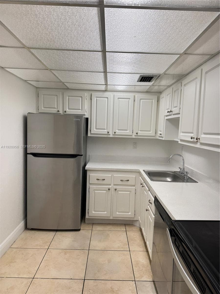 BAYVIEW PALMS CONDO · #231 in North Miami - Photo 3