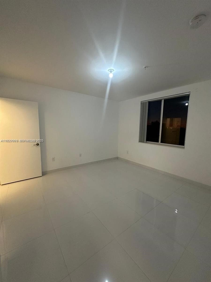AVENTURA PLACE · #400 in Miami - Photo 4