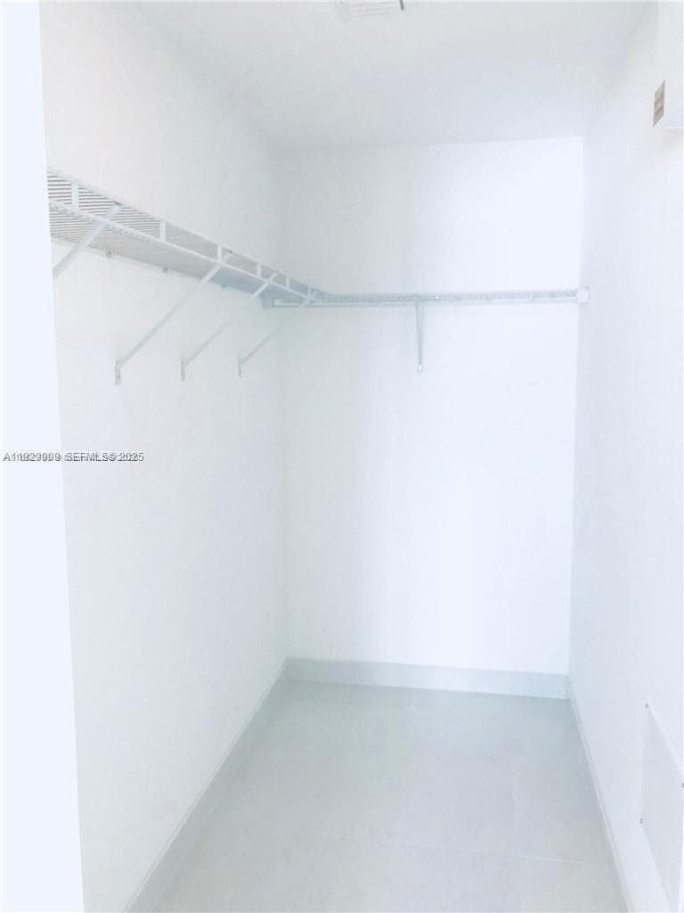 AVENTURA PLACE · #400 in Miami - Photo 8