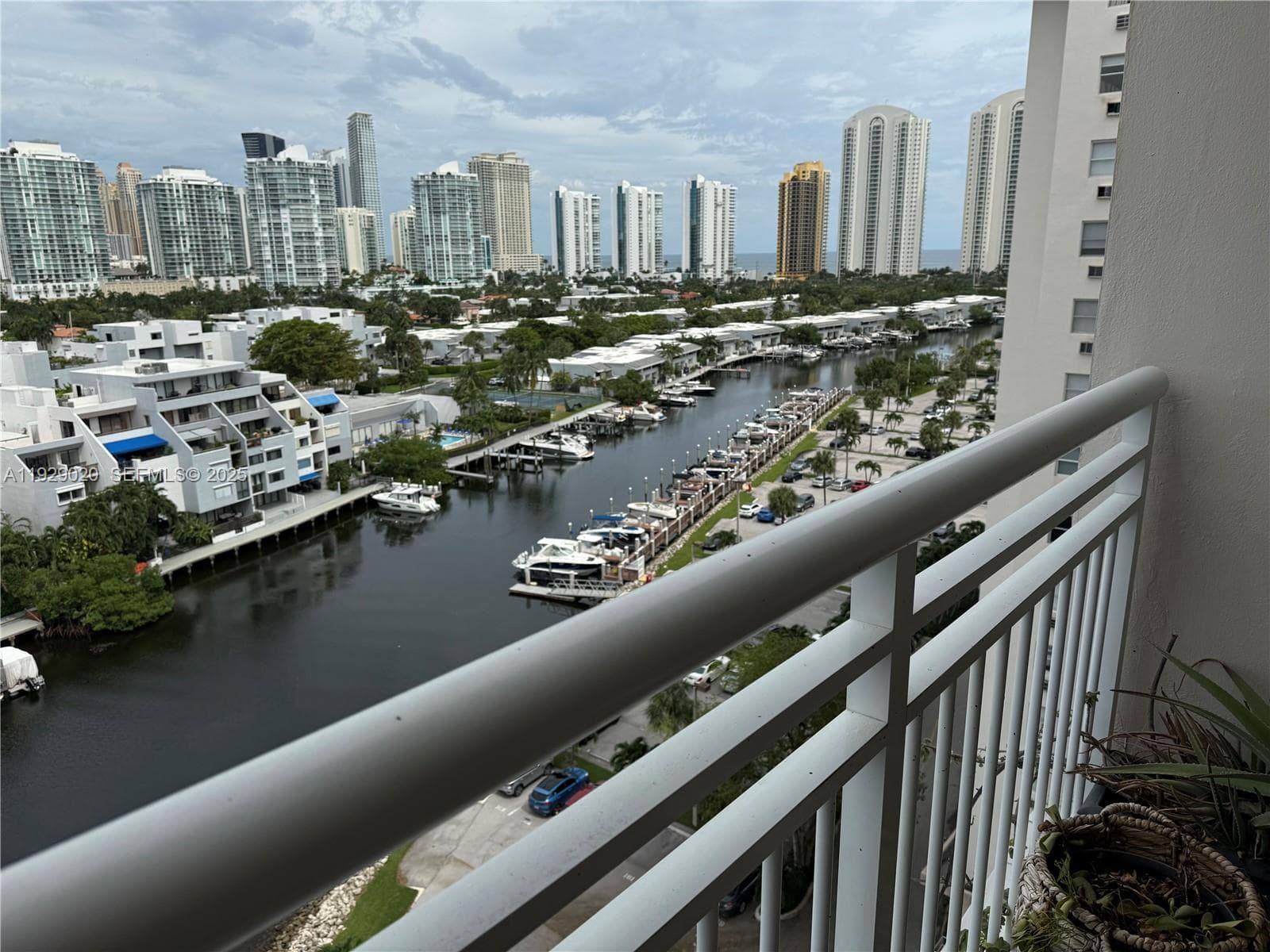 COASTAL TOWERS CONDO · #1214 in Sunny Isles Beach - Photo 1