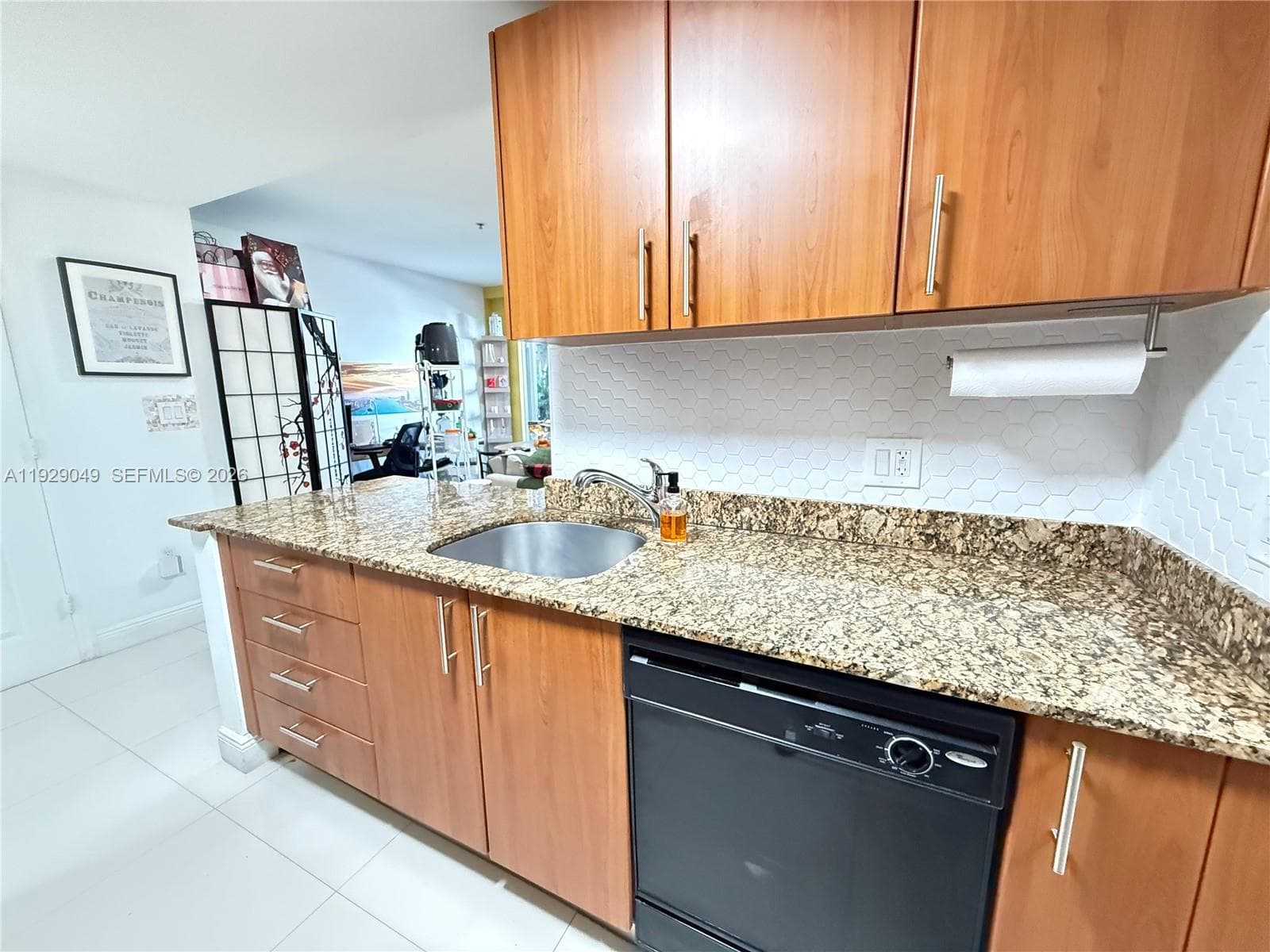 BRICKELL WAY CONDO · #202 in Miami - Photo 14