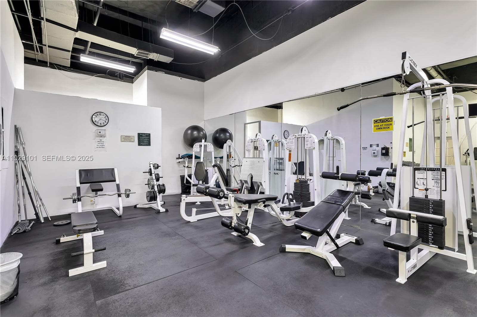 SOUTH BAY CLUB CONDO · #519 in Miami Beach - Photo 12