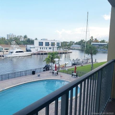 YACHT CLUB CONDO (THE) · #506 in Hallandale Beach - Photo 16
