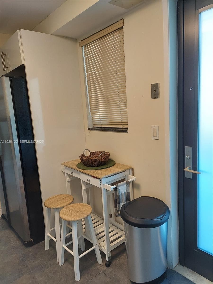 YACHT CLUB CONDO (THE) · #506 in Hallandale Beach - Photo 29