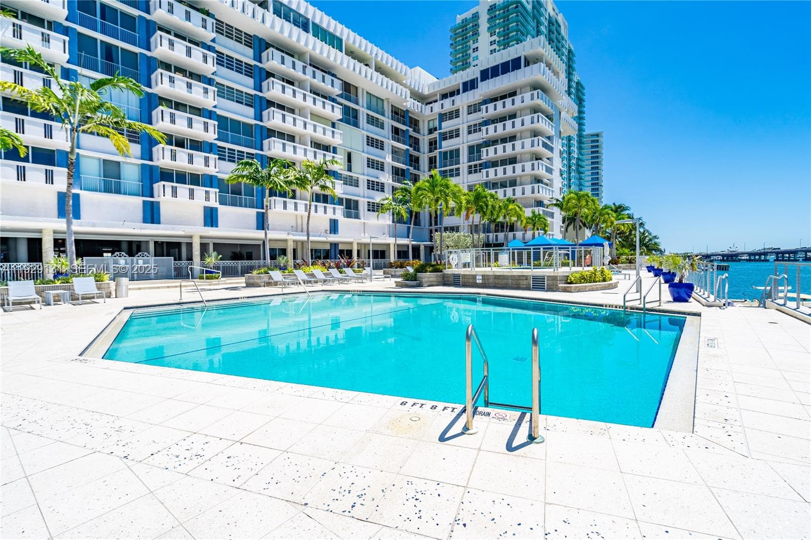 SOUTH BAY CLUB CONDO · #441 in Miami Beach - Photo 2