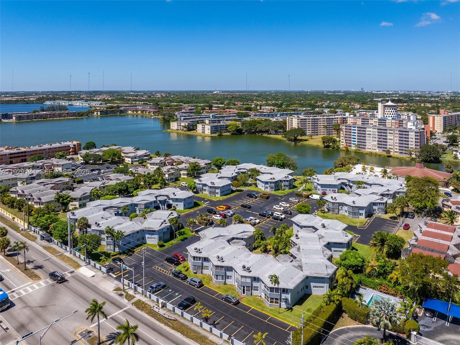 SKY LAKE GARDENS · #145 in Miami - Photo 18