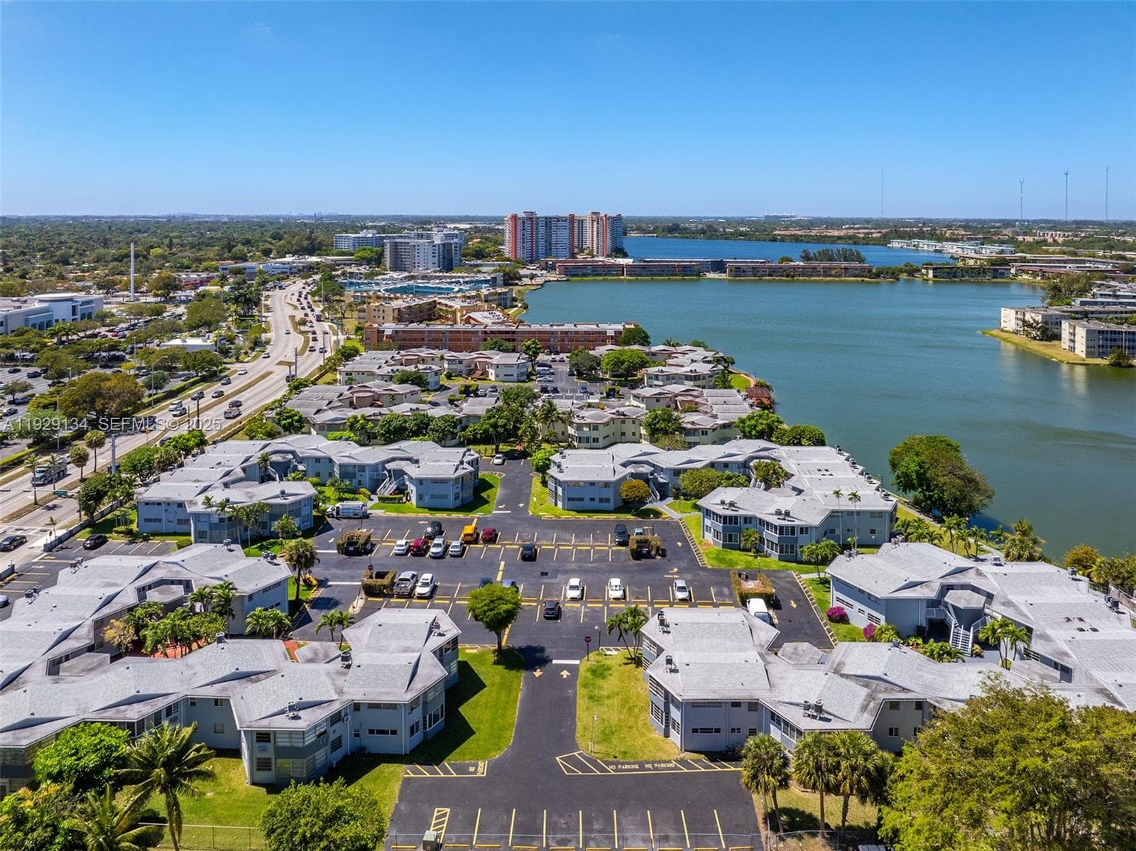 SKY LAKE GARDENS · #145 in Miami - Photo 19