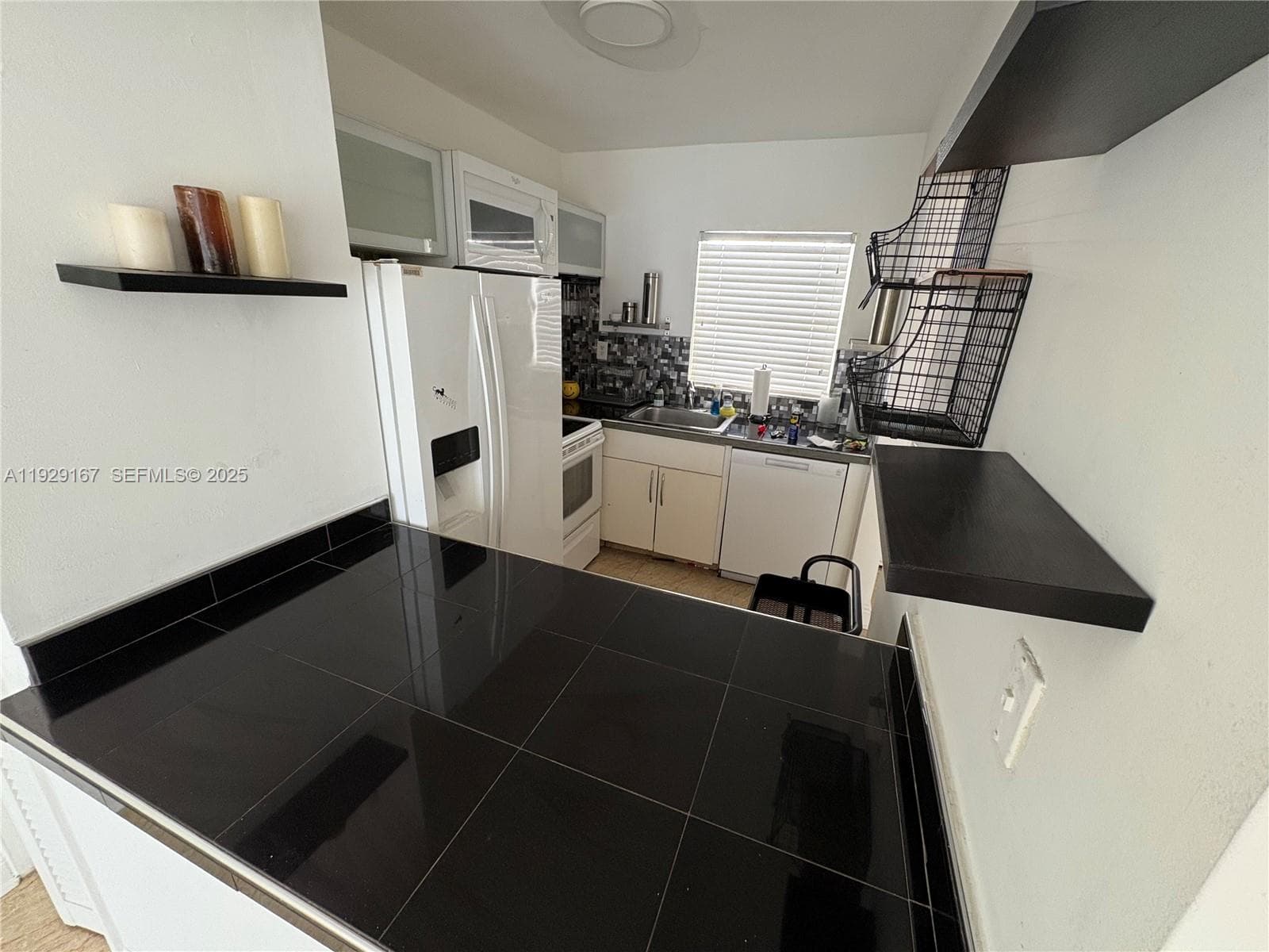 VENICE ISLE CONDO · #504 in North Miami Beach - Photo 8