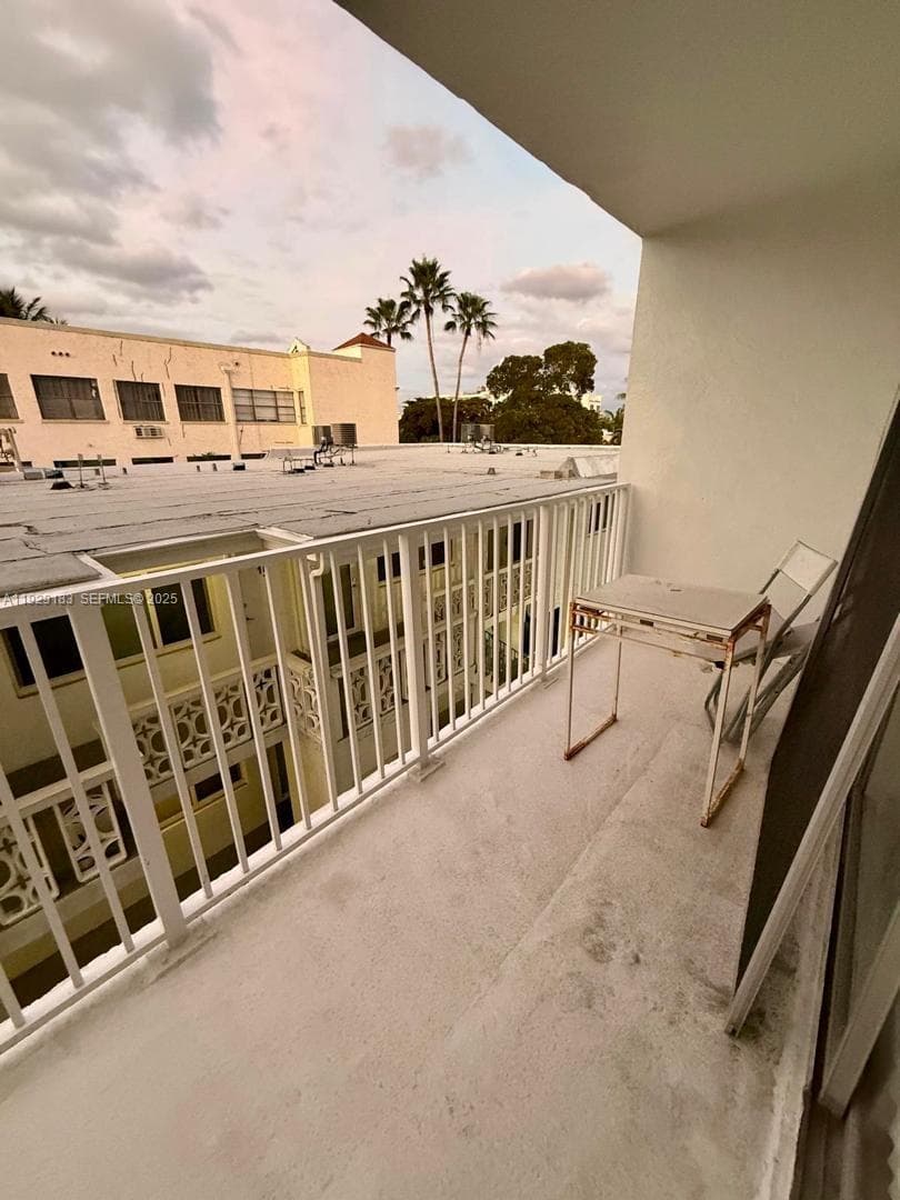MICHIGAN WEST CONDO · #304 in Miami Beach - Photo 12