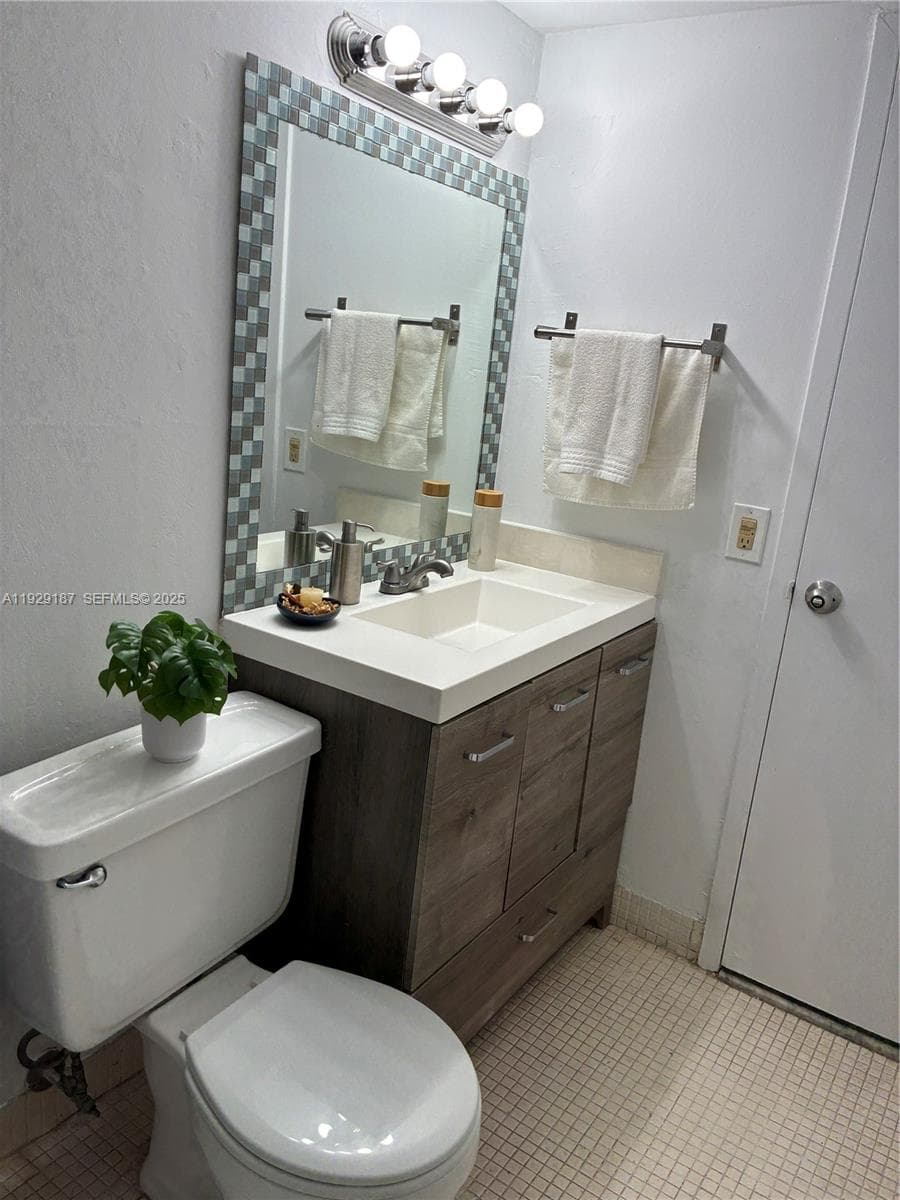 KEYSTONE TOWERS CONDO · #710 in North Miami - Photo 8