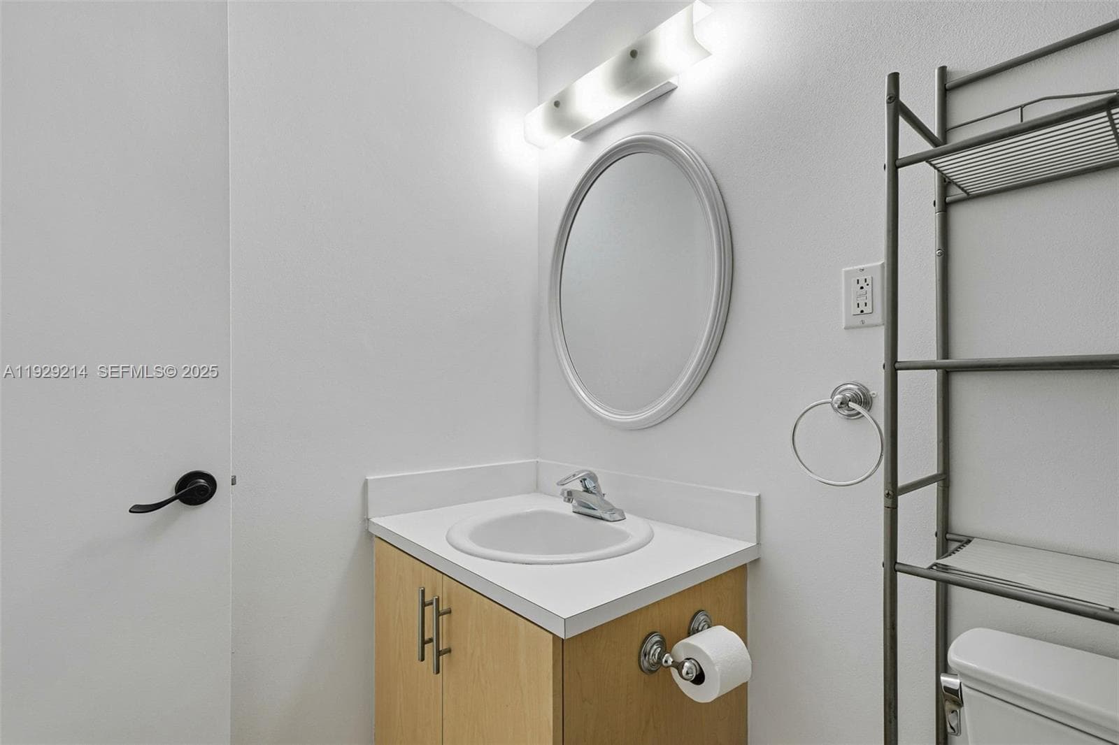 RIVE MARSEILLES CONDO · #308 in Miami Beach - Photo 26