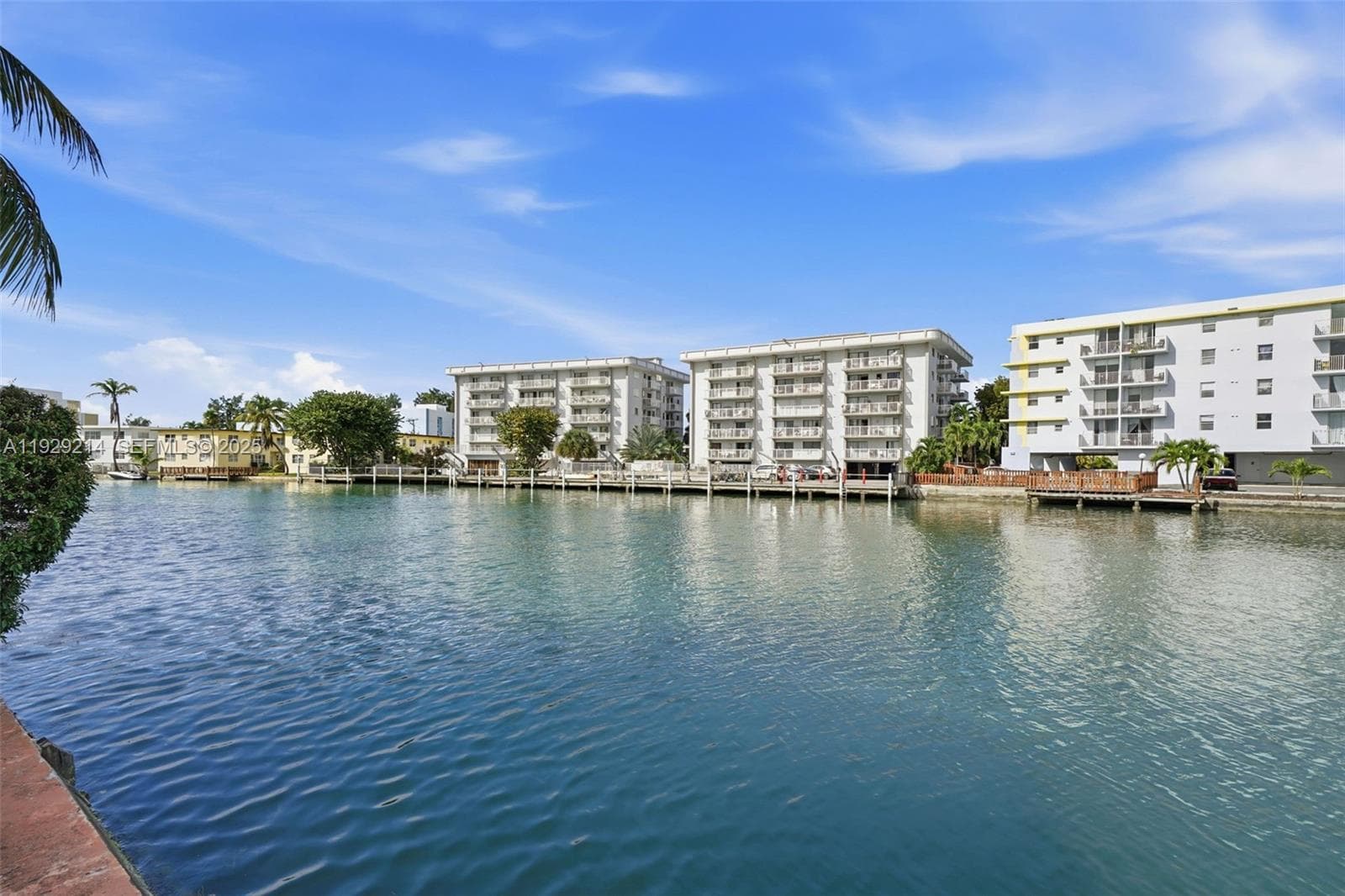 RIVE MARSEILLES CONDO · #308 in Miami Beach - Photo 30