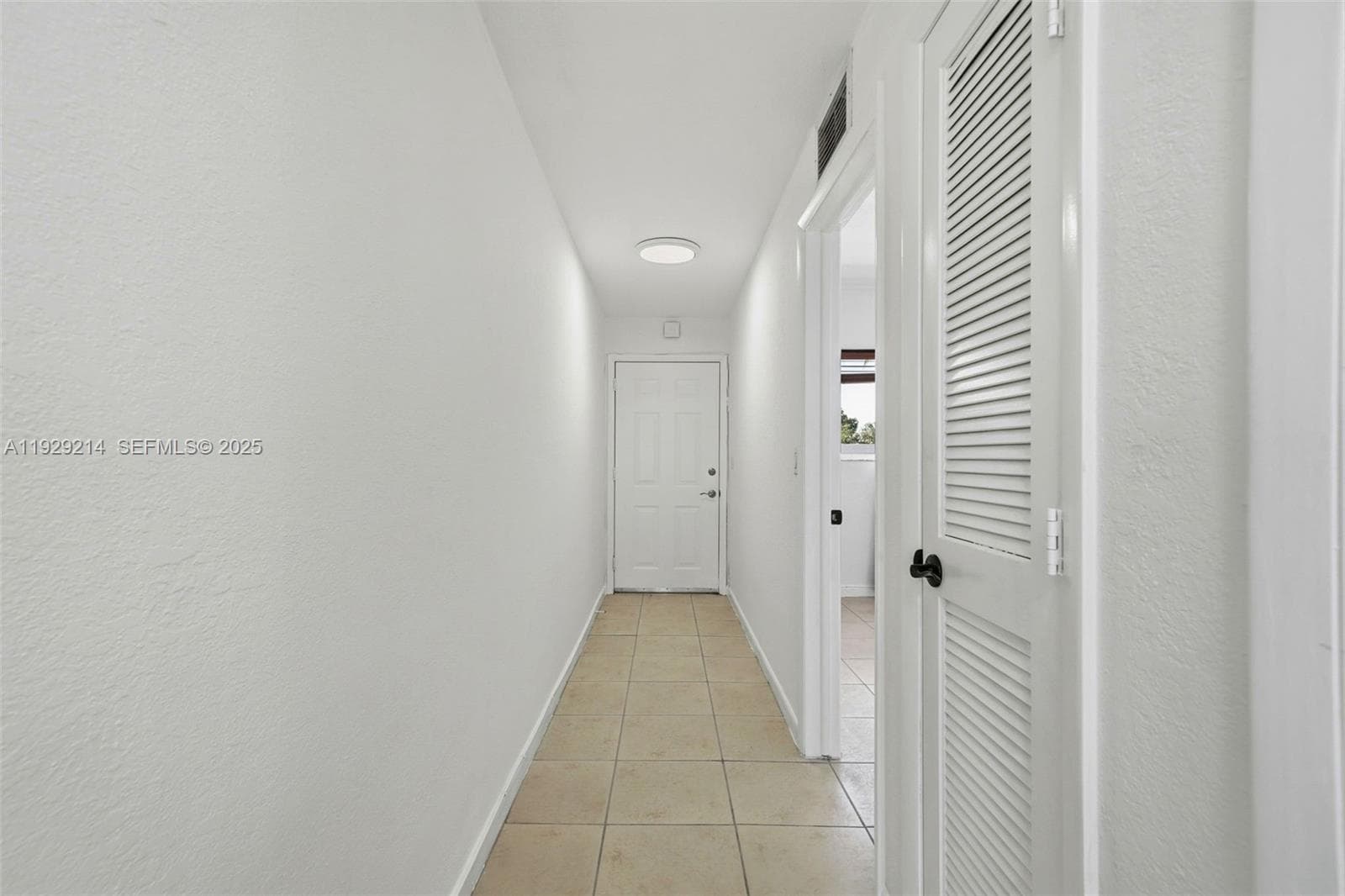 RIVE MARSEILLES CONDO · #308 in Miami Beach - Photo 10
