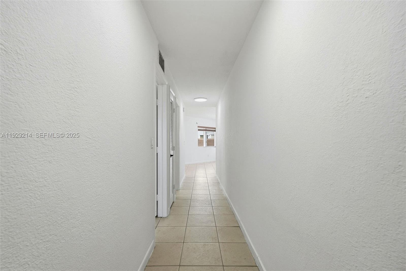RIVE MARSEILLES CONDO · #308 in Miami Beach - Photo 11