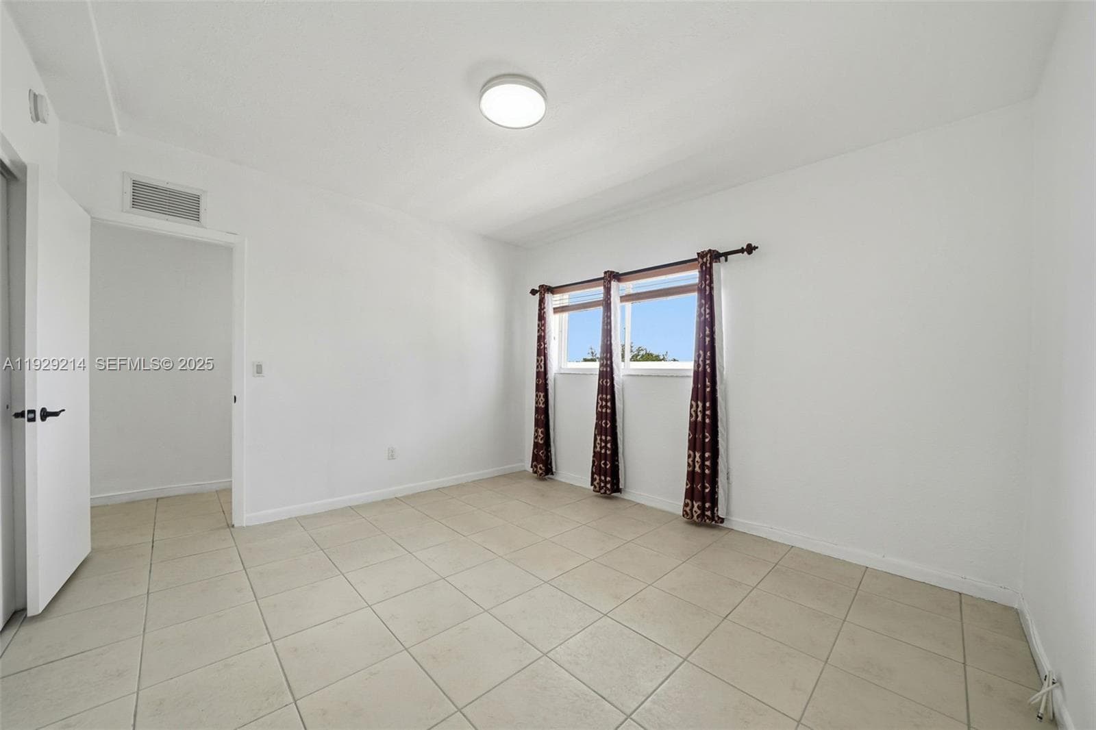 RIVE MARSEILLES CONDO · #308 in Miami Beach - Photo 21