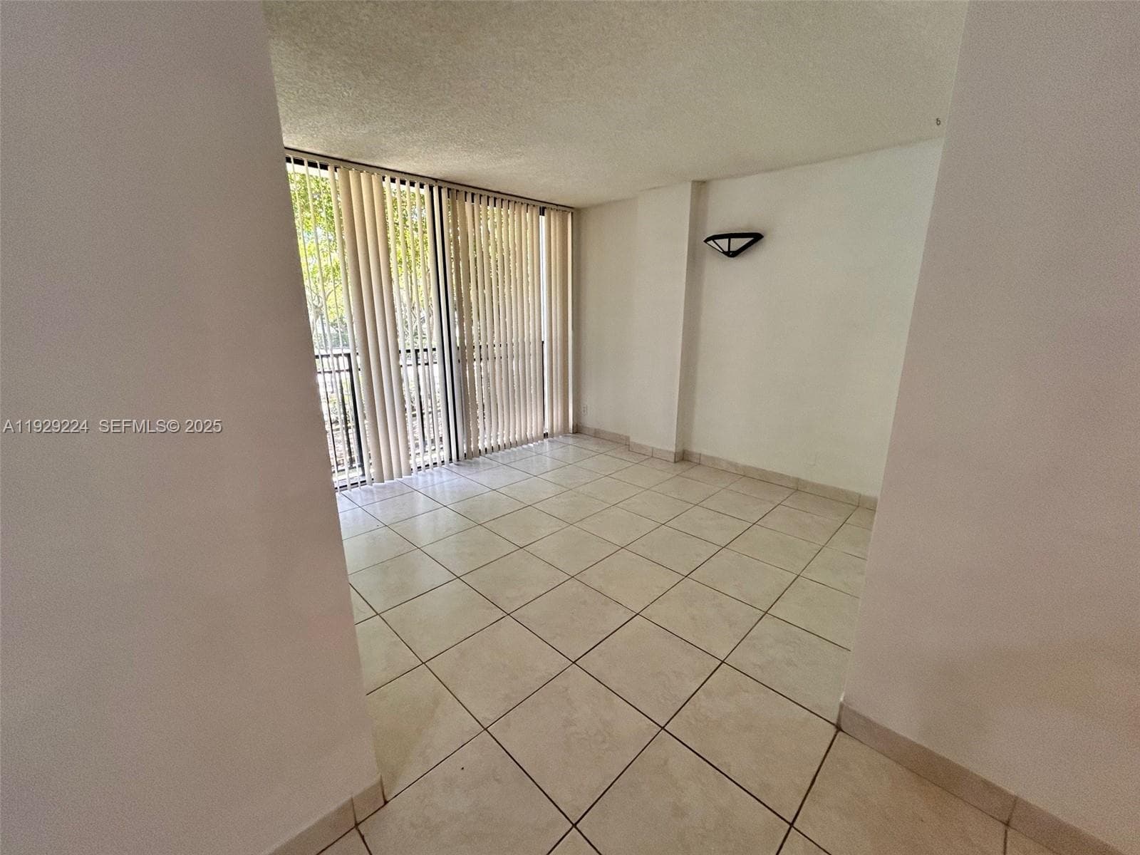 PLAZA OF AMERICAS CONDO P · #214 in Sunny Isles Beach - Photo 19