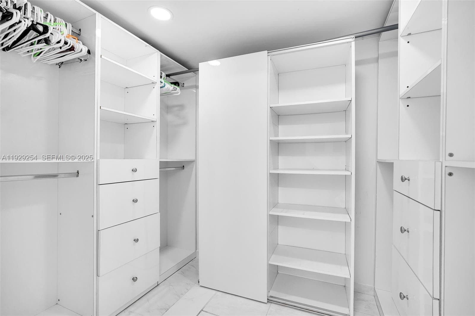 PARKER PLAZA CONDO ESTATE · #1817 in Hallandale Beach - Photo 12